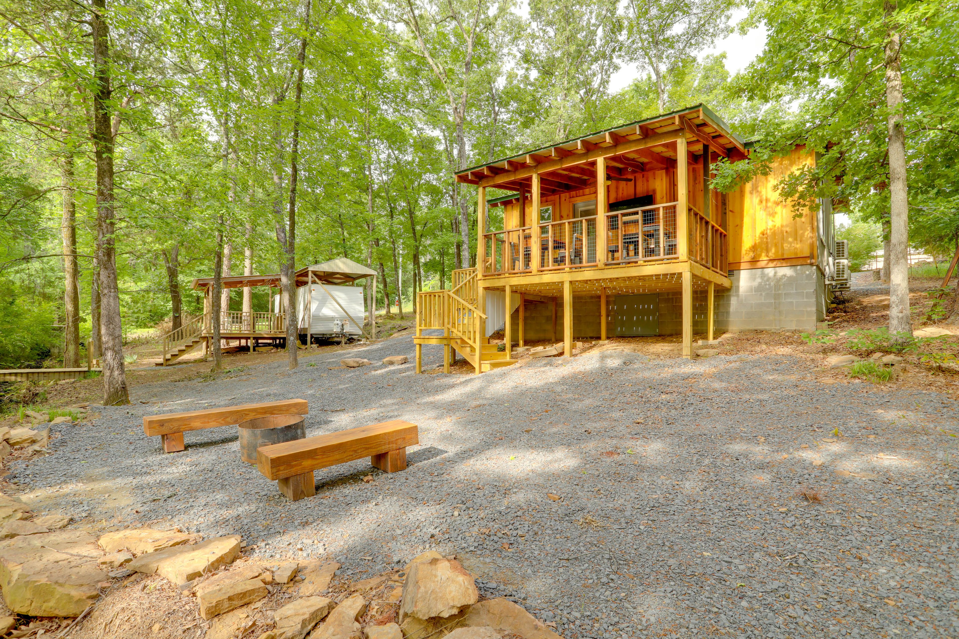 Property Exterior | Single-Story Cabin