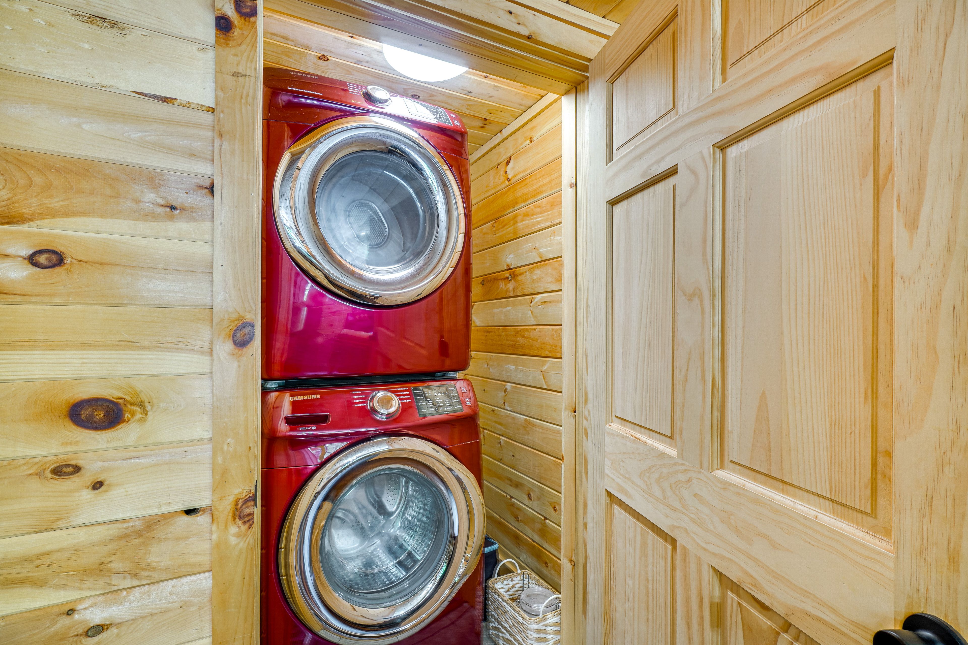 Laundry Room | 1st Floor | Washer & Dryer
