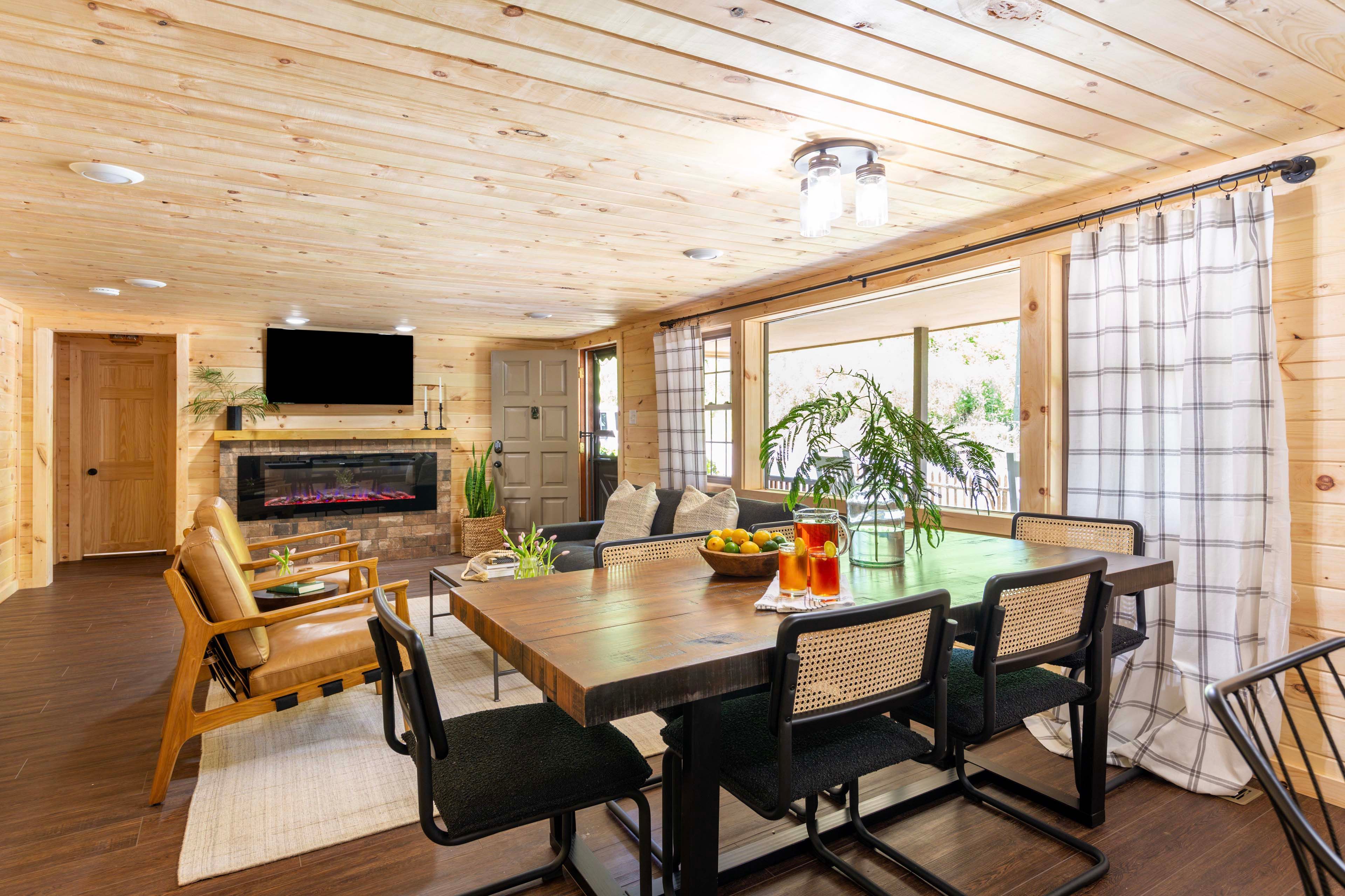 Dining Room | 1st Floor | Dishware & Flatware