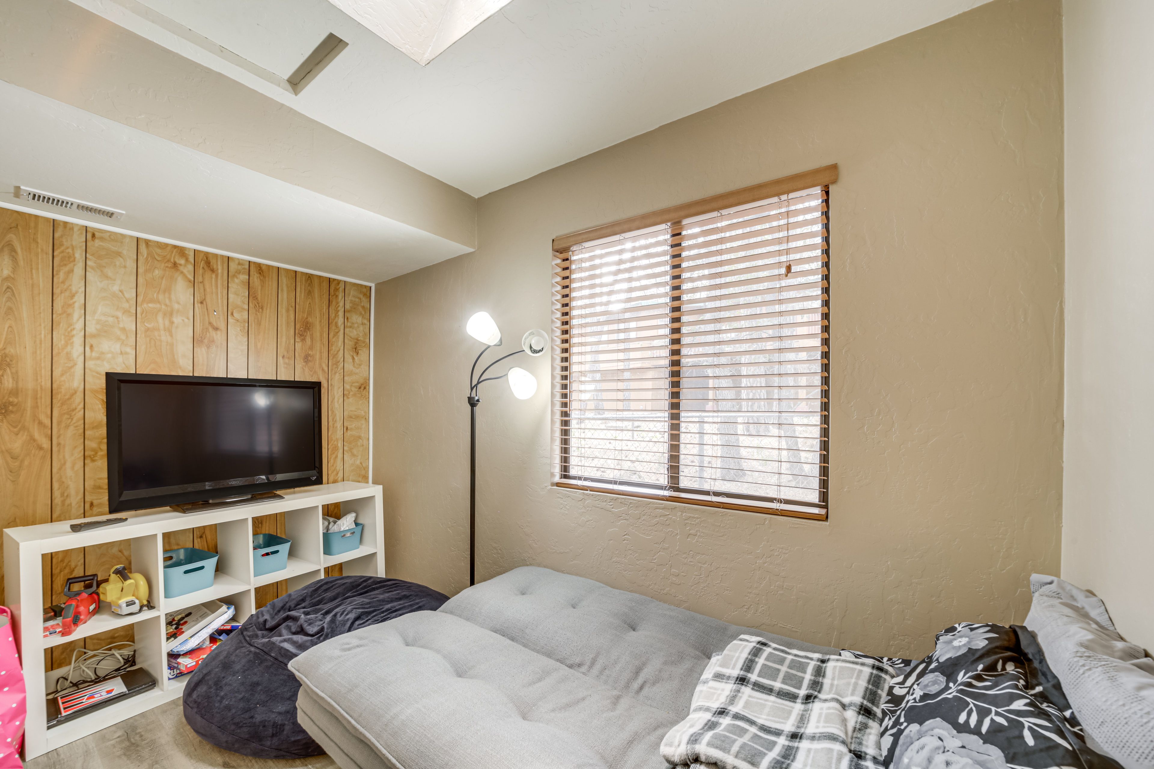Bedroom 3 | Full Futon