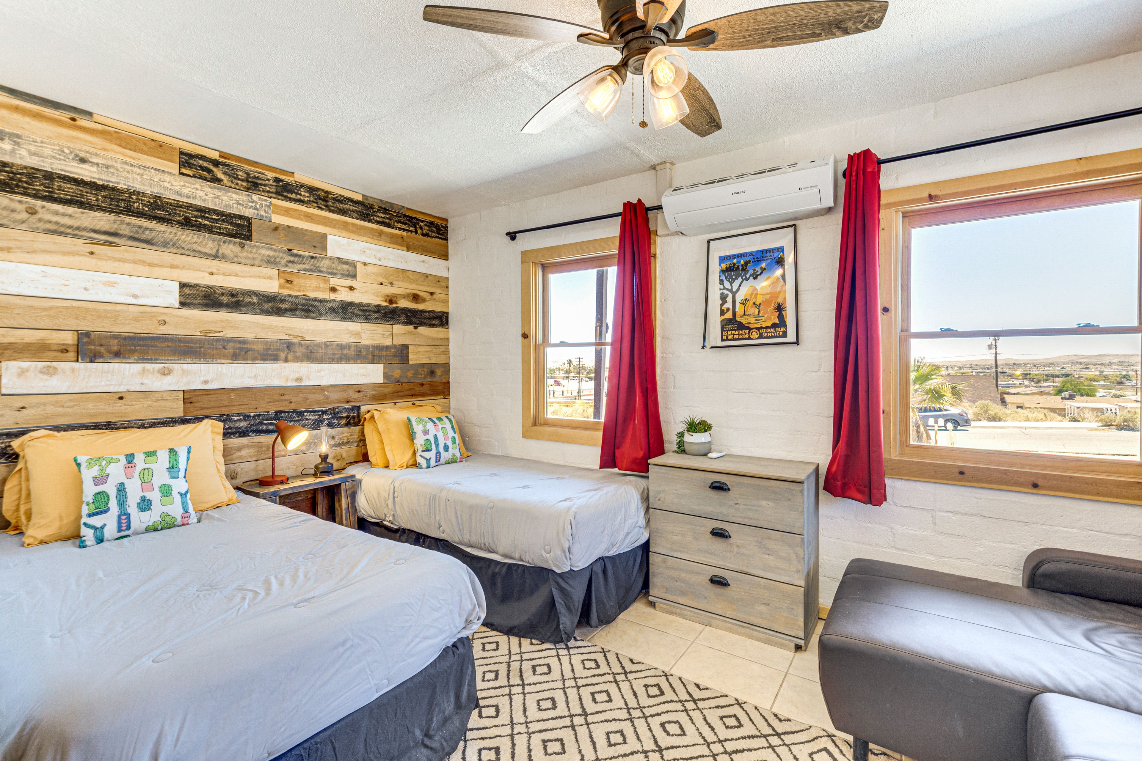 Bedroom 2 | 2 Twin Beds | Linens Provided