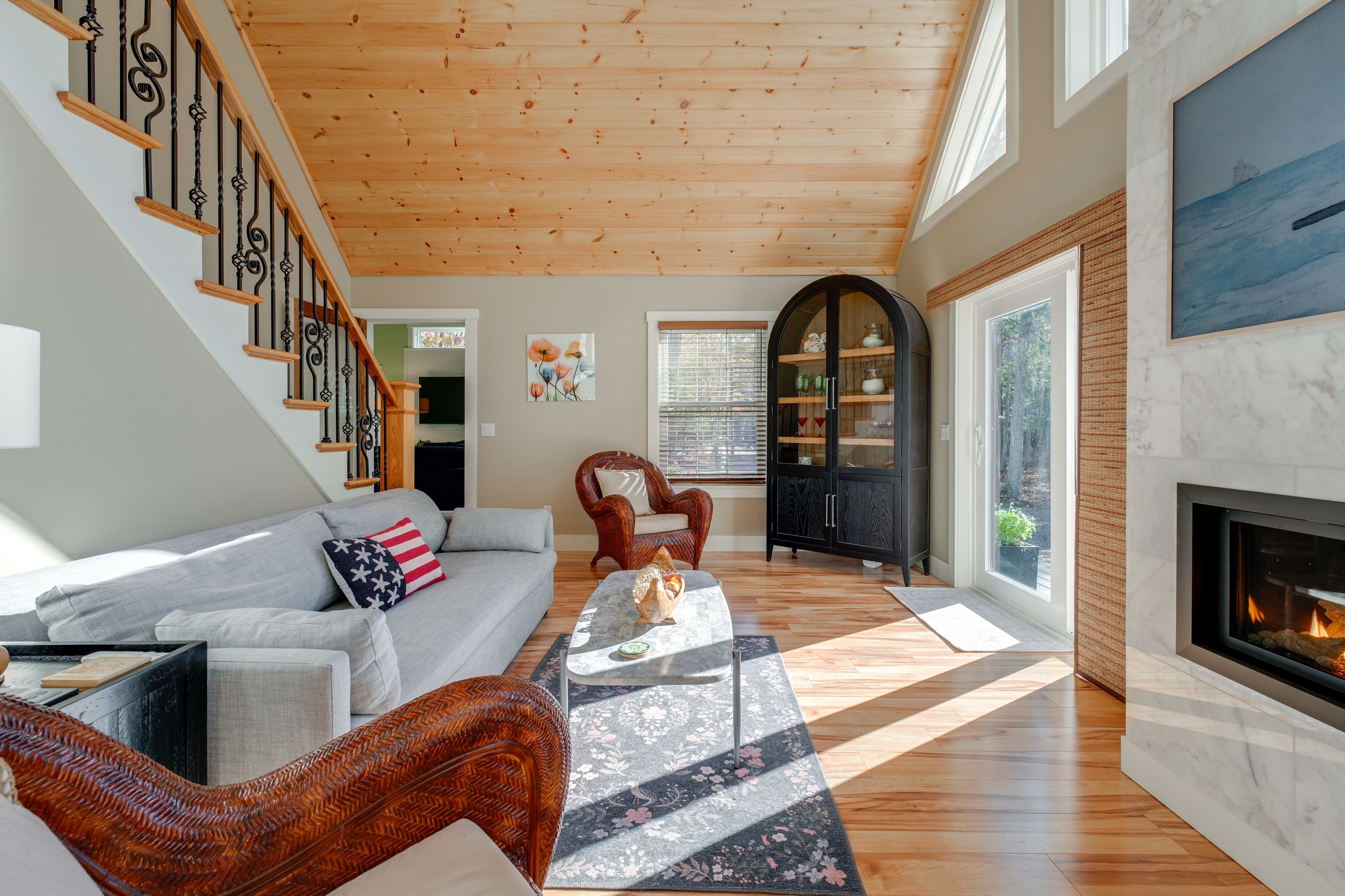 Back Living Area | 1st Floor