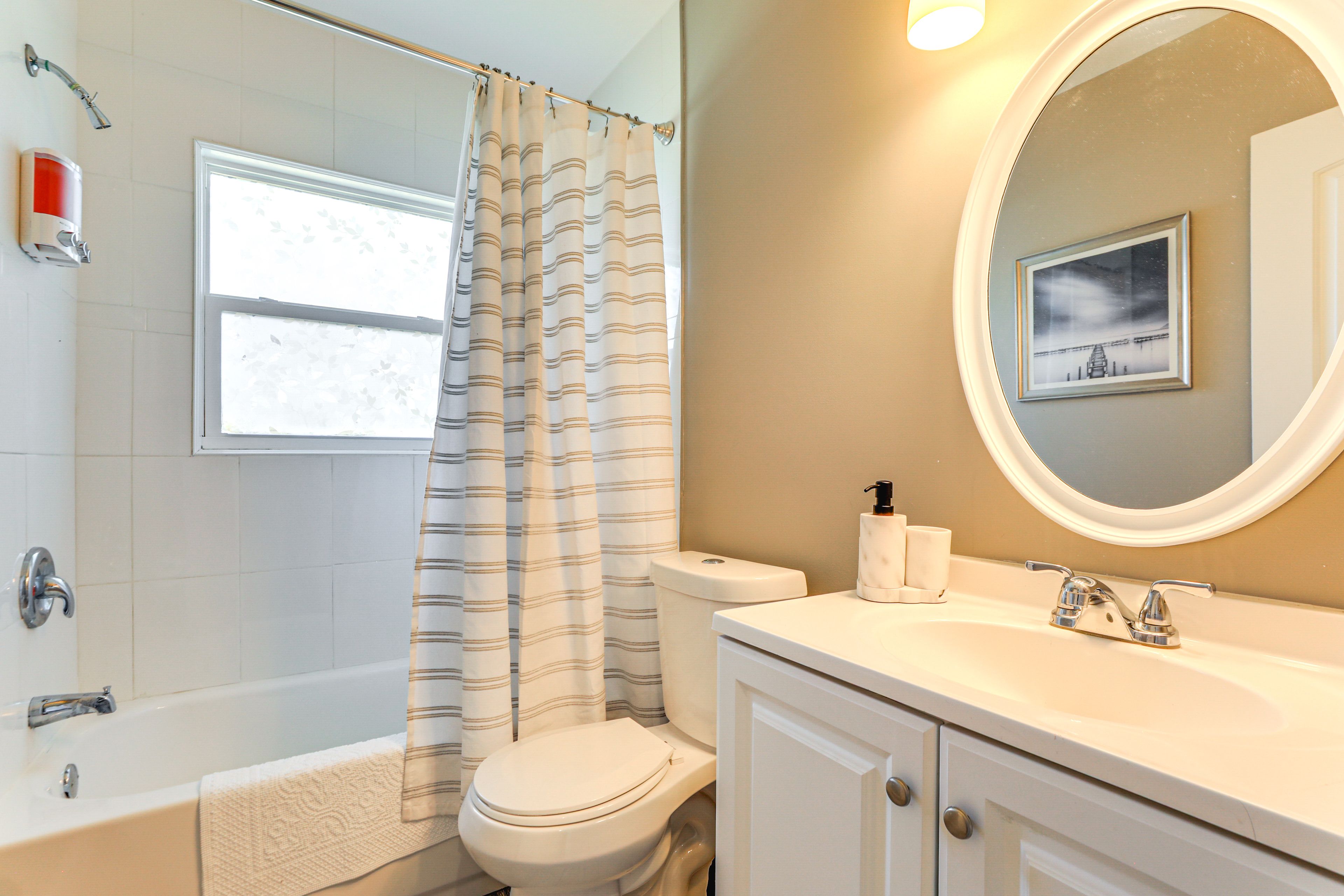 Full Bathroom
