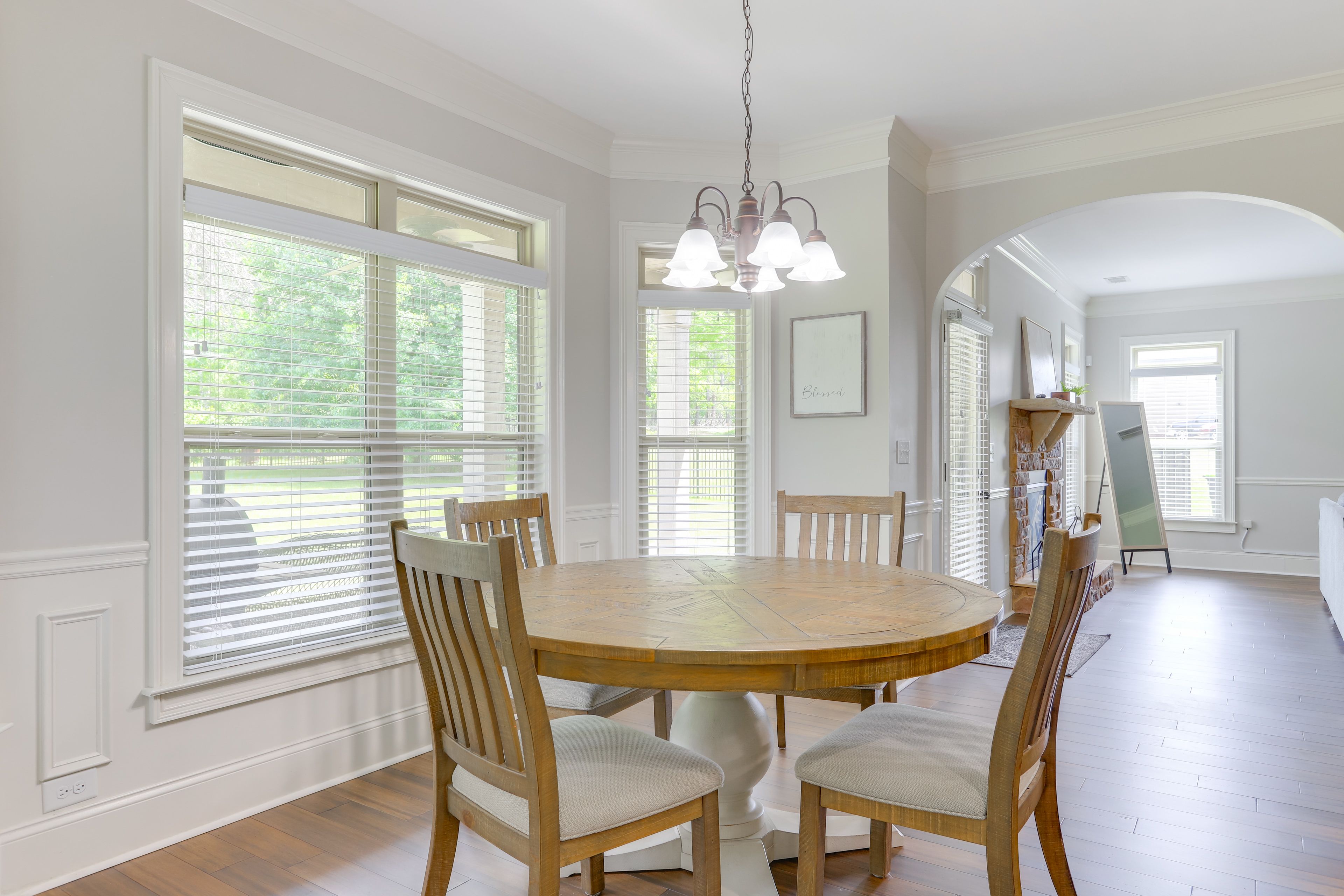 Breakfast Nook | 1st Floor