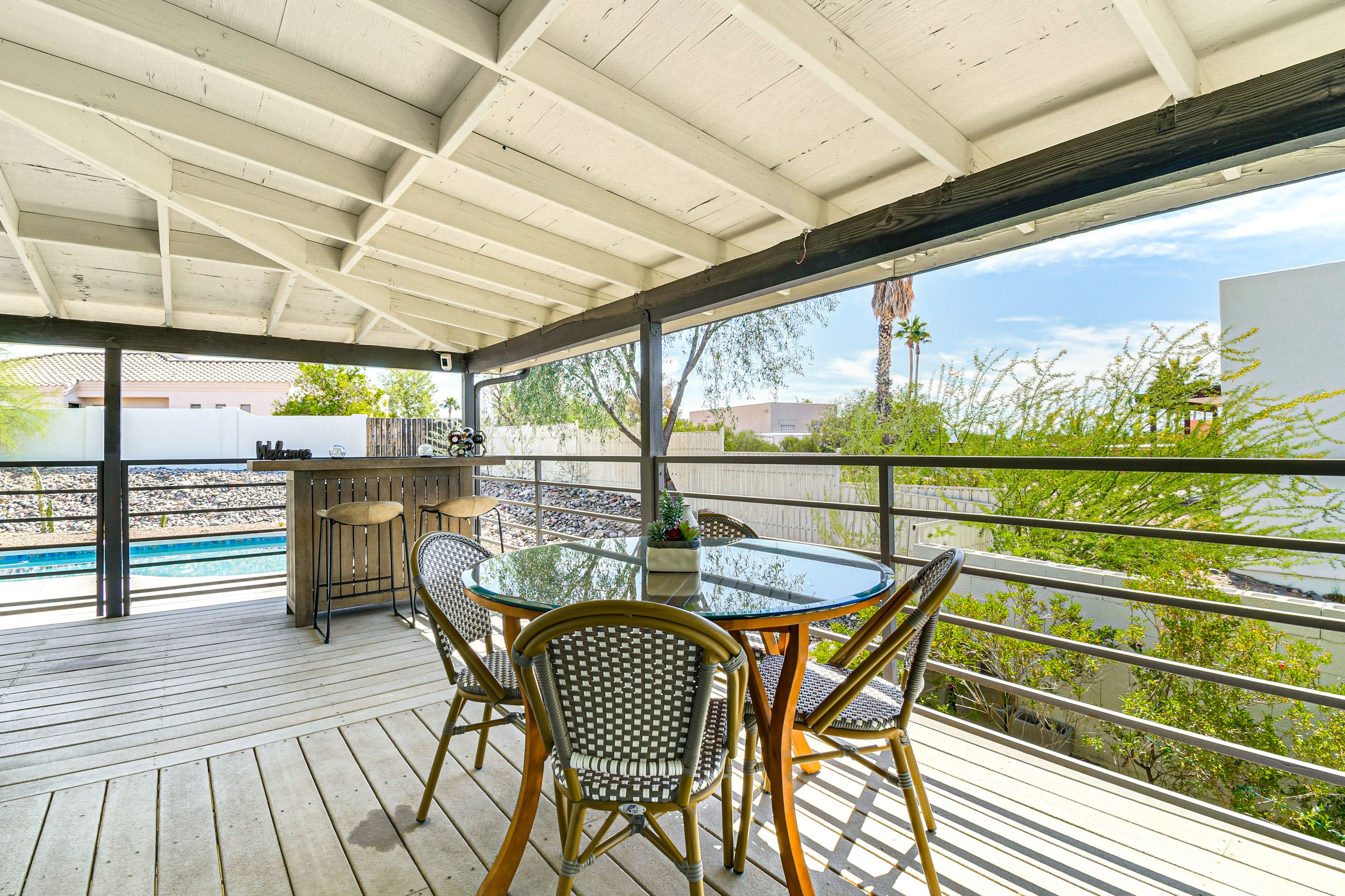 Private Balcony | Bar | Outdoor Dining Area