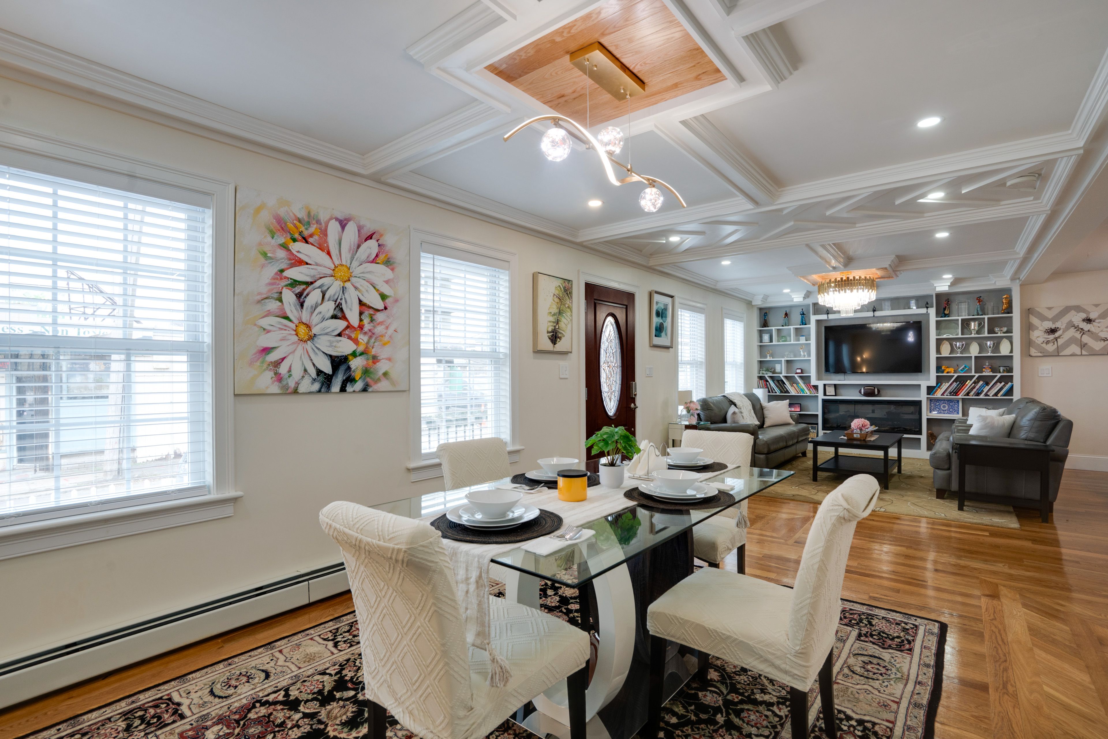 Dining Area | 1st Floor