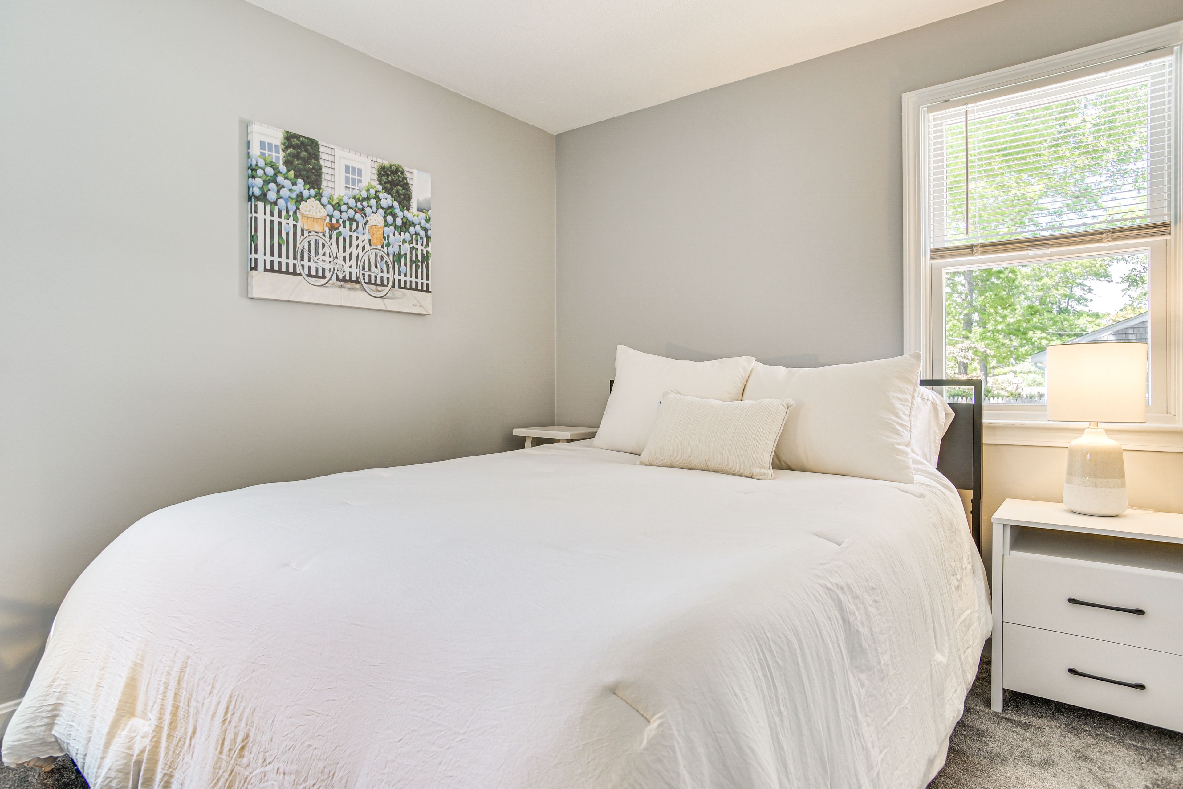 Bedroom 2 | Main Level | Queen Bed | Linens Provided