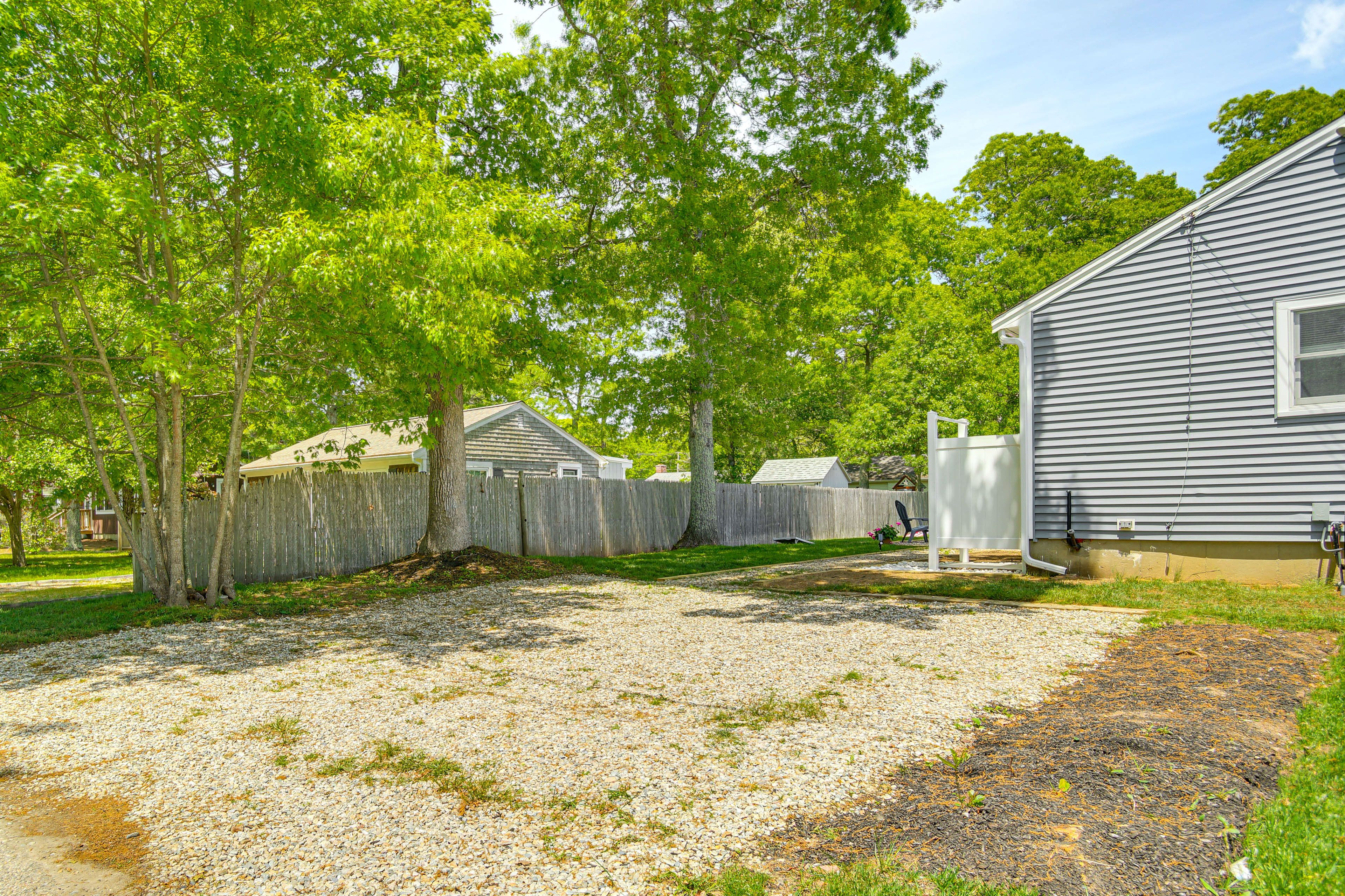 Parking | Front Driveway (2 Vehicles) | Side Driveway (2 Vehicles)
