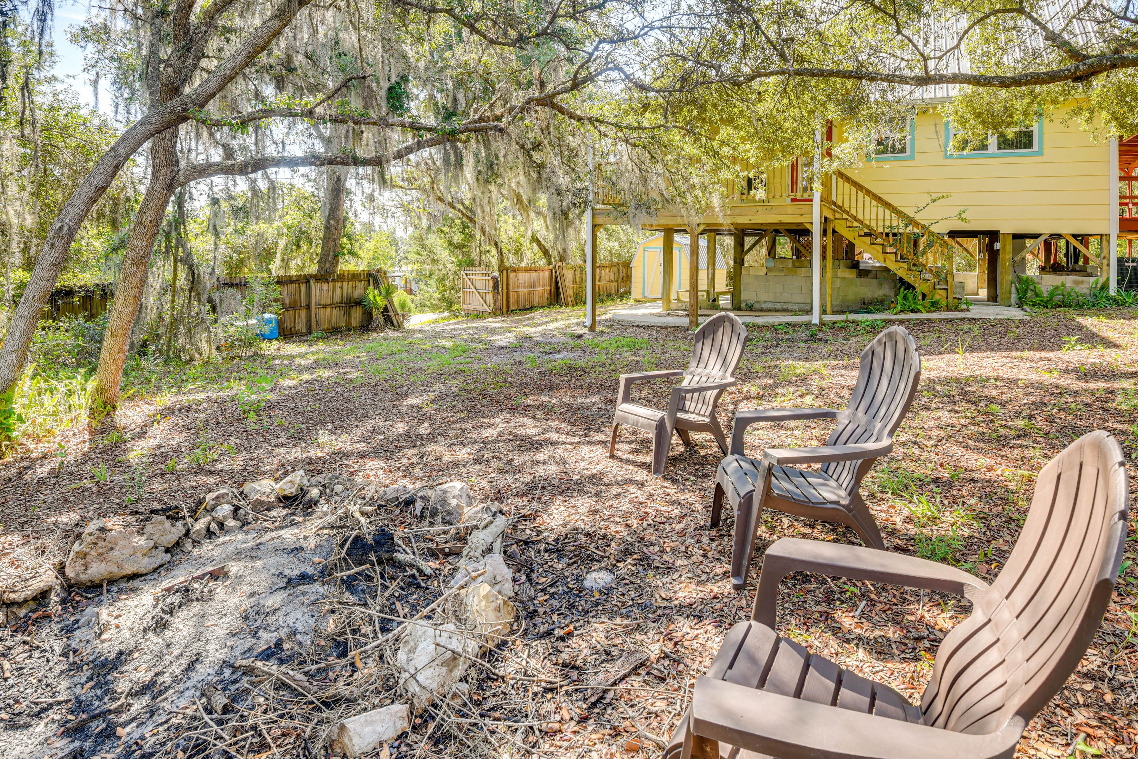 Yard | Wood-Burning Fire Pit