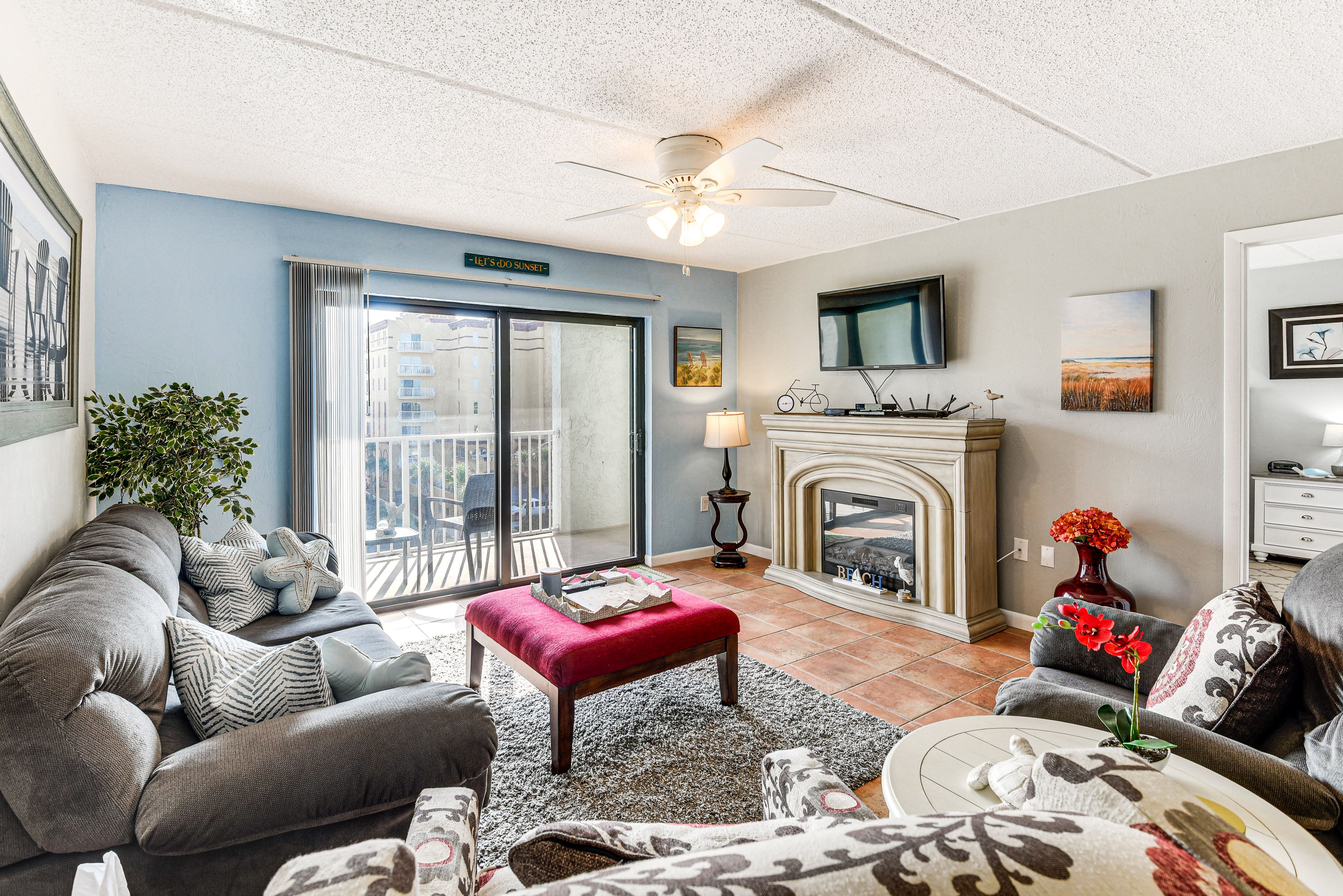 Living Room | Single-Story Condo on 5th Floor | Full Sleeper Sofa