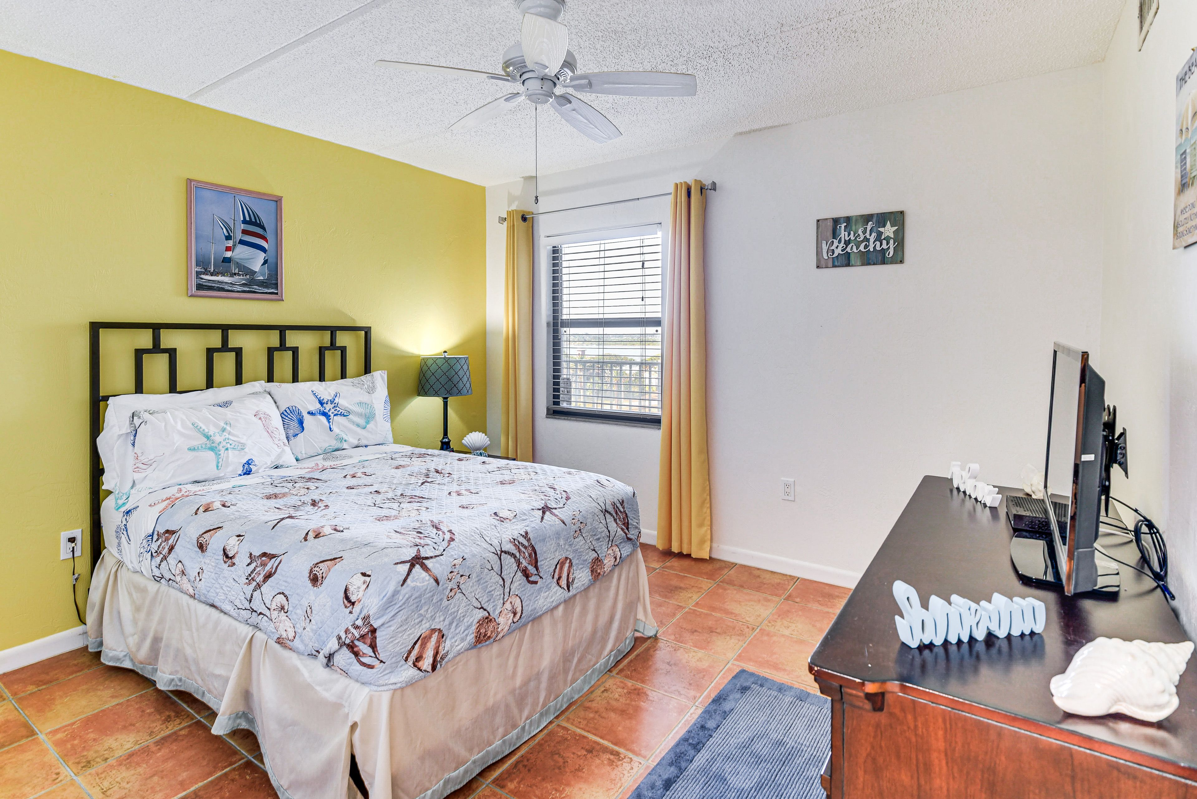 Bedroom 2 | Full Bed | Linens Provided