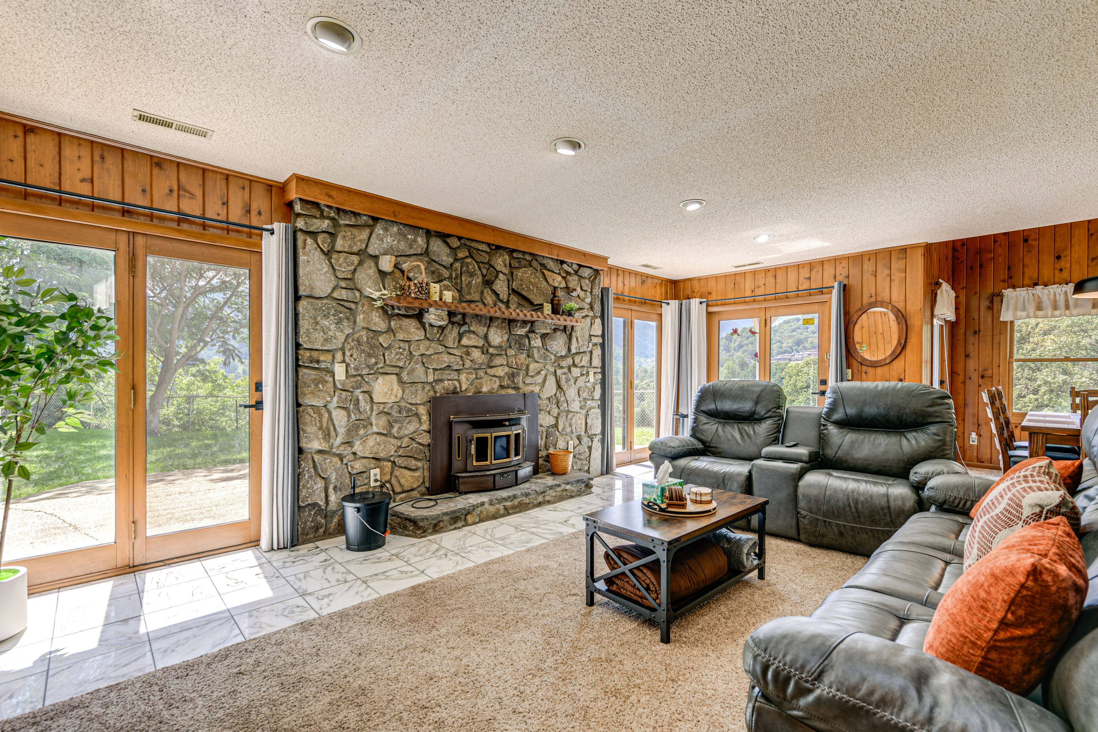 Living Room | 1st Floor