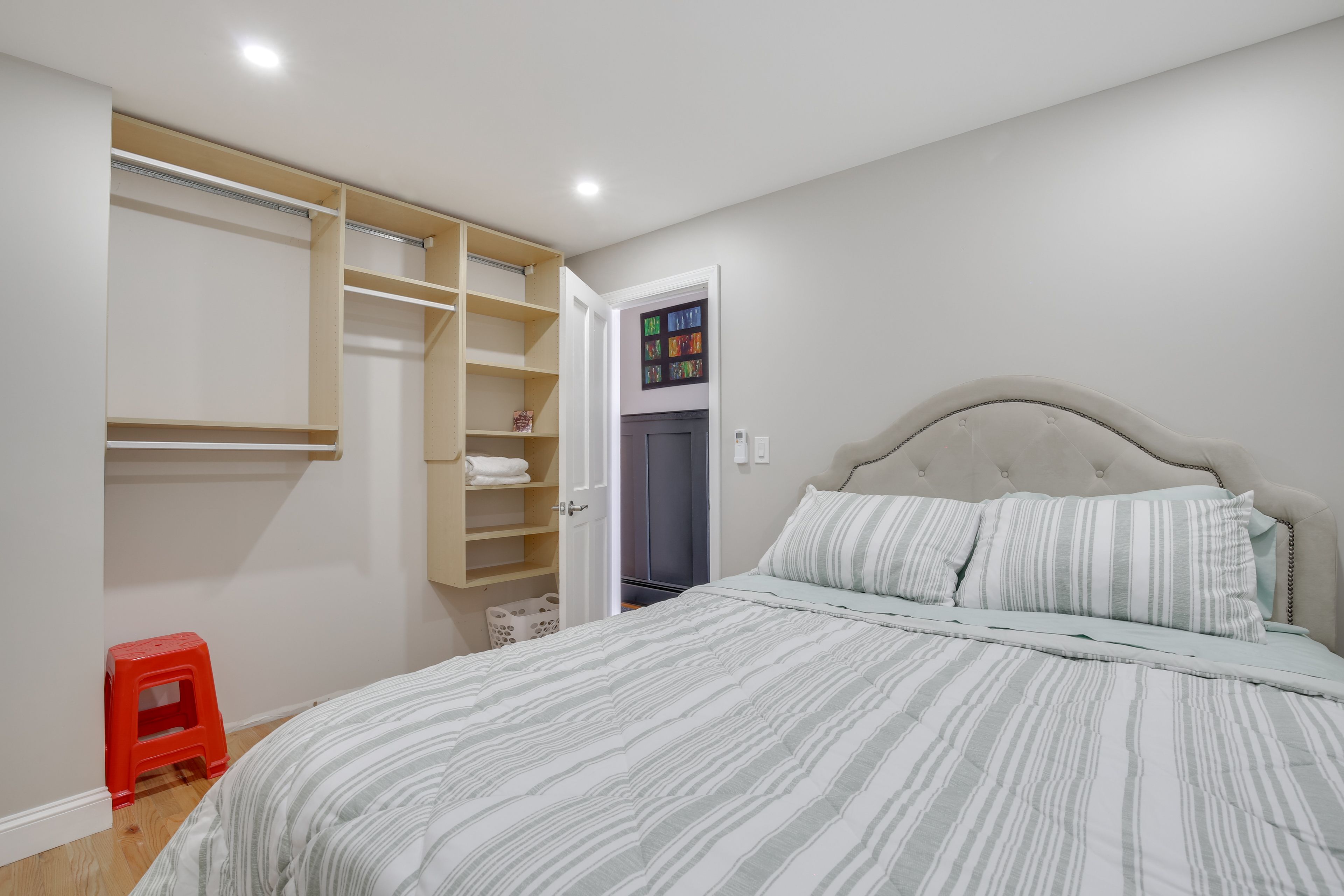 Bedroom 2 | Queen Bed | 1st Floor