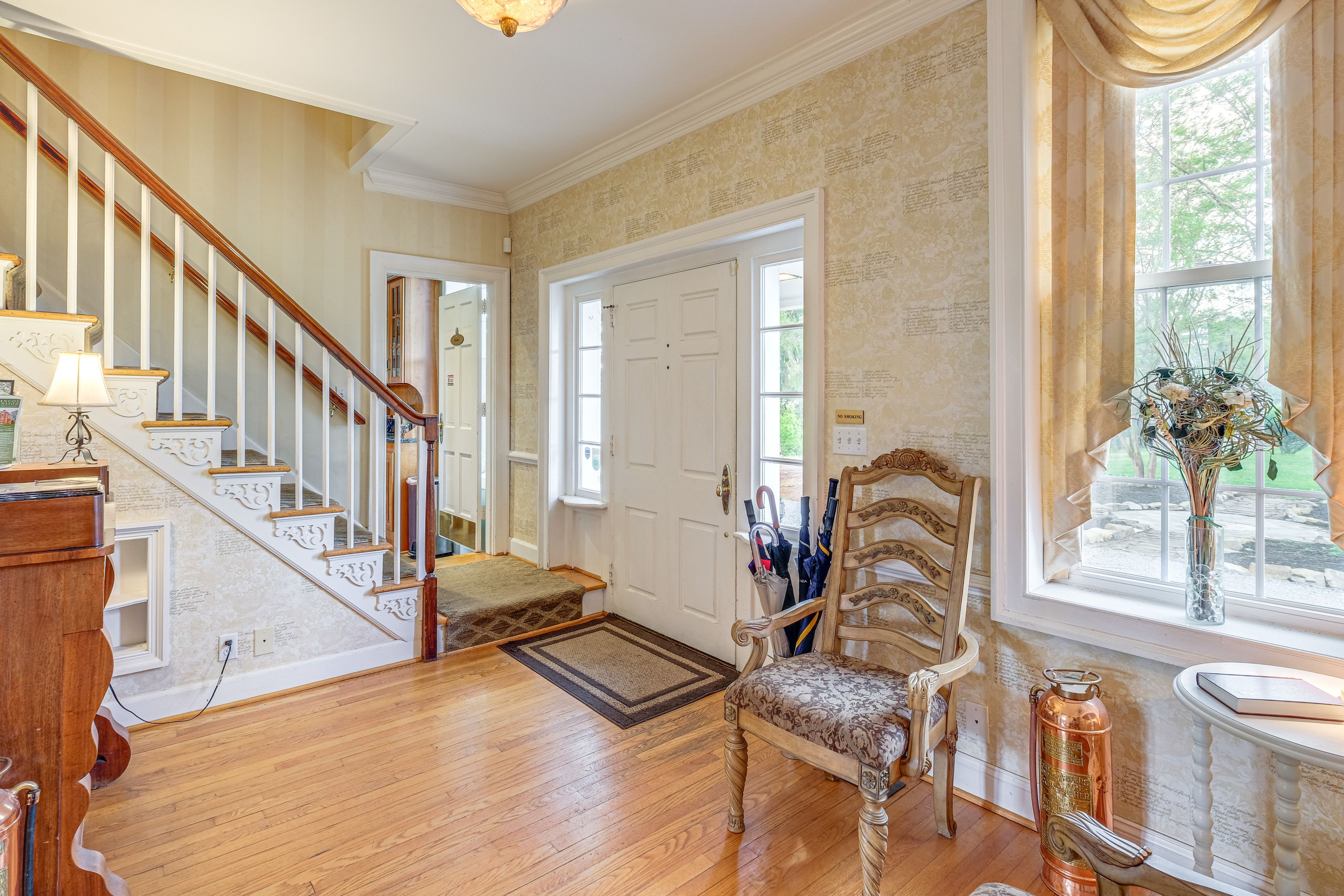Entry | 1st Floor