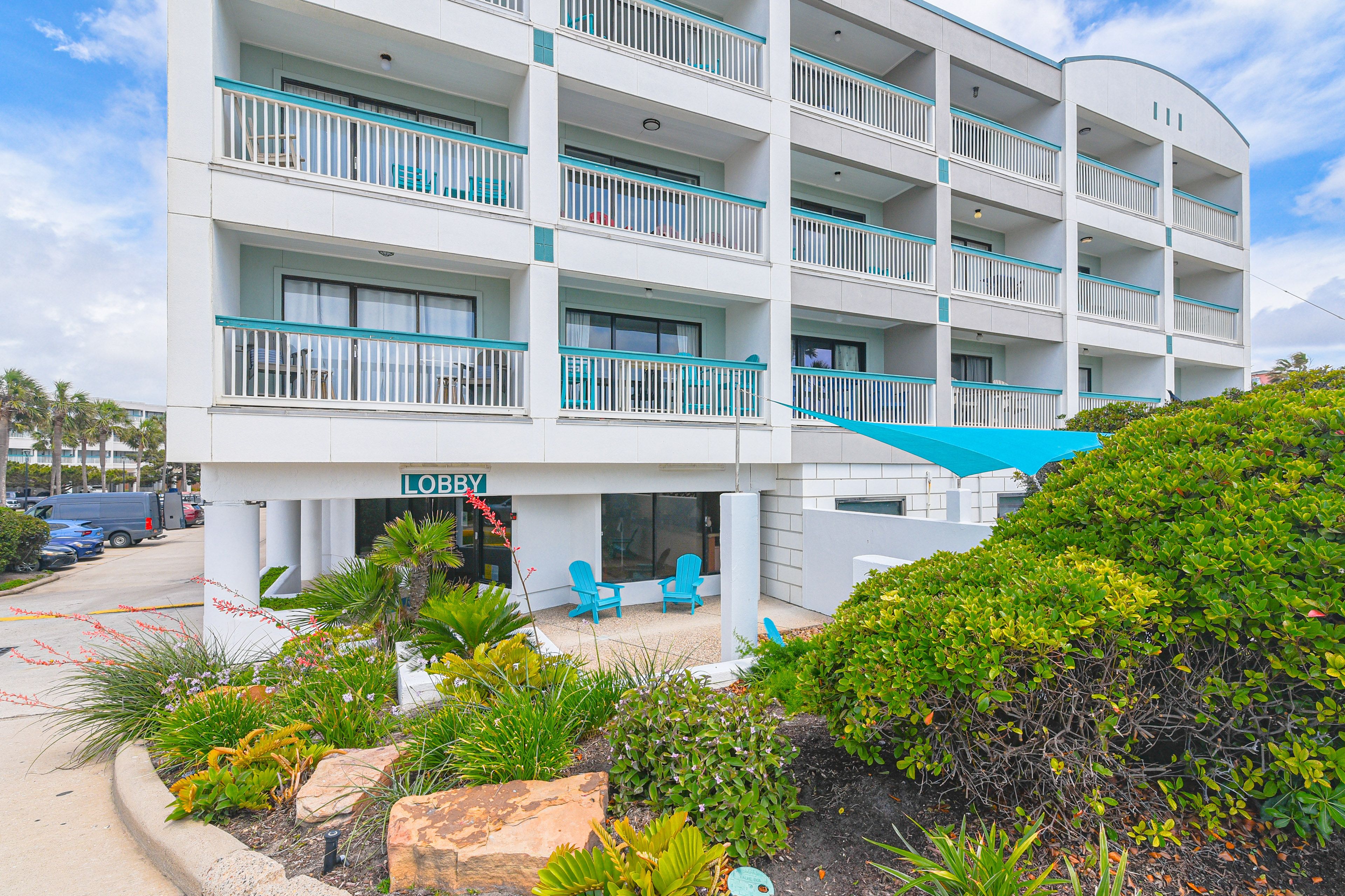 Condo Exterior | Parking | Community Lot (2 Vehicles)