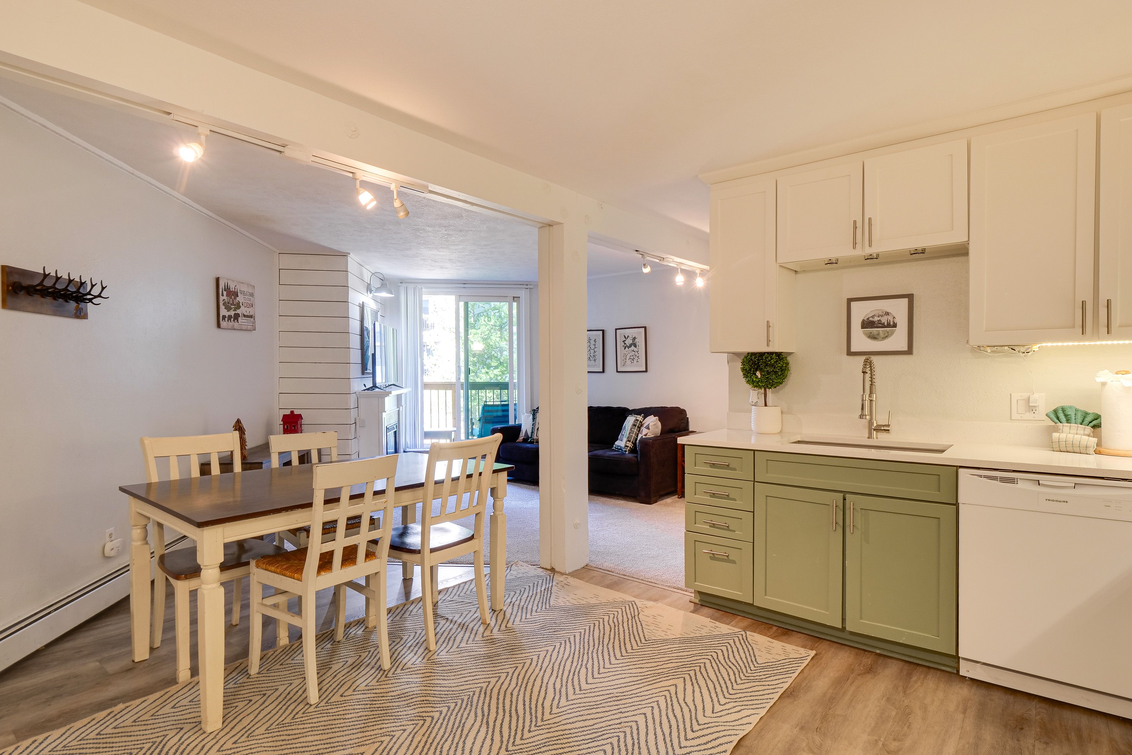 Silverthorne Vacation Rental | 2BR | 1BA | Stairs to Enter | 758 Sq Ft