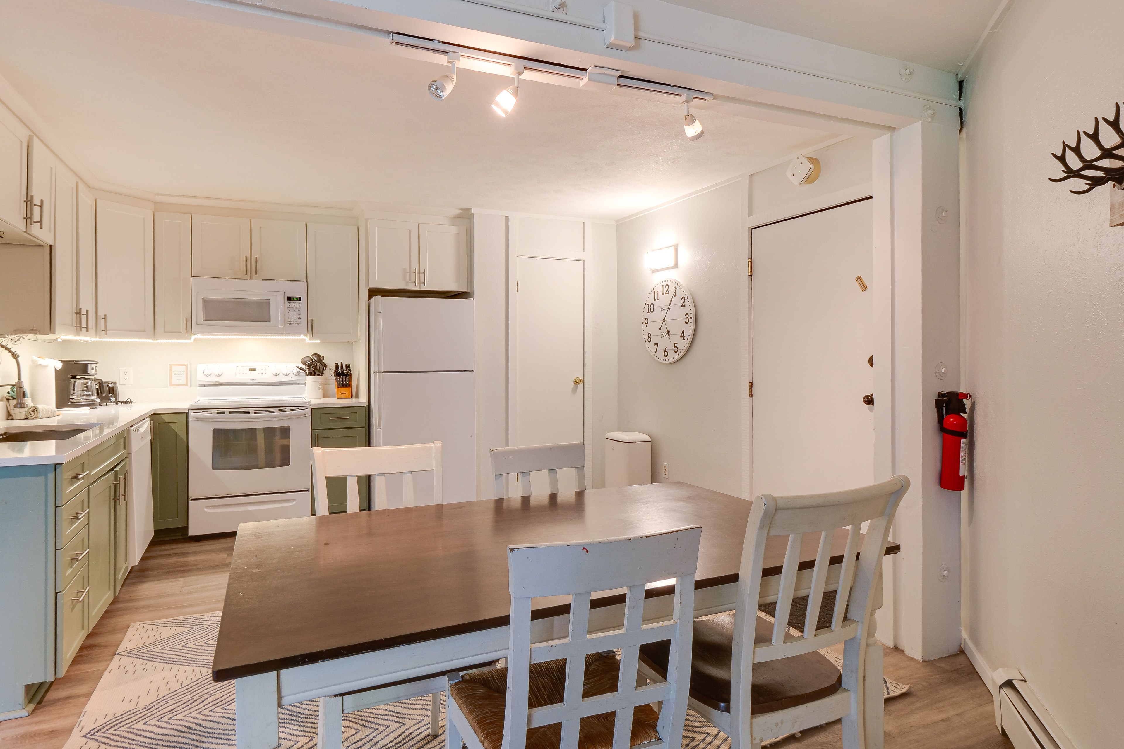 Kitchen | Keurig Coffee Maker | Dishwasher