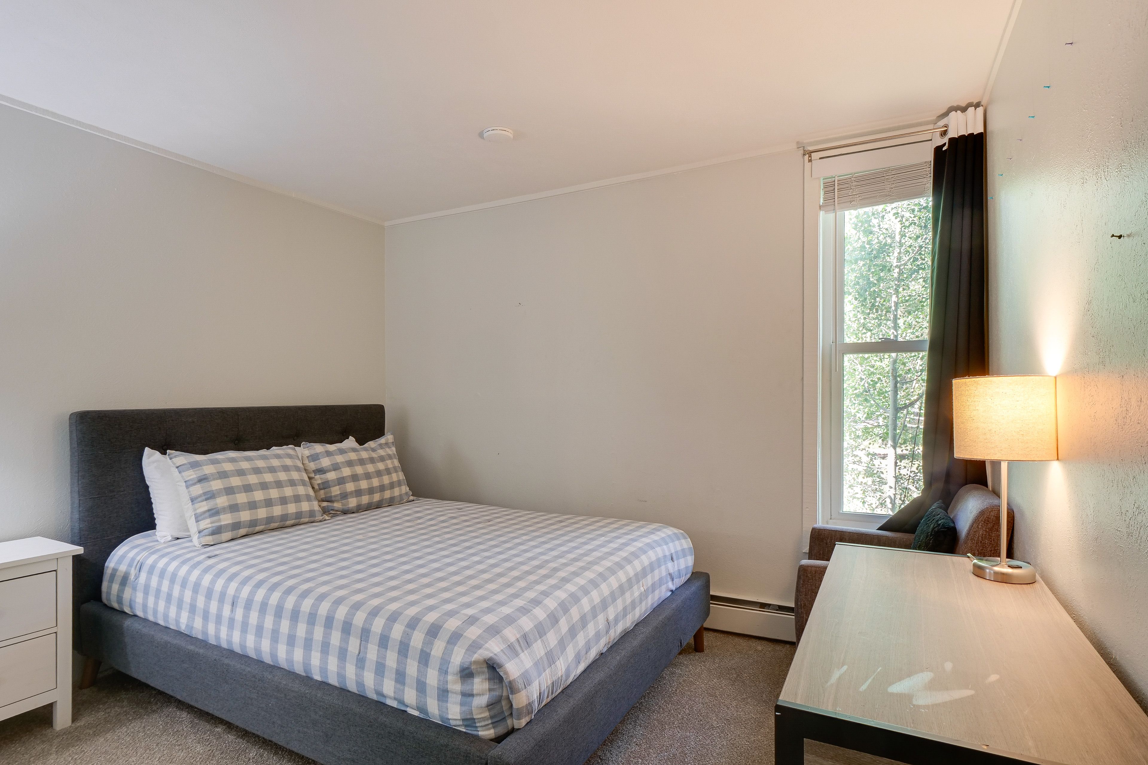 Bedroom 2 | Full Bed
