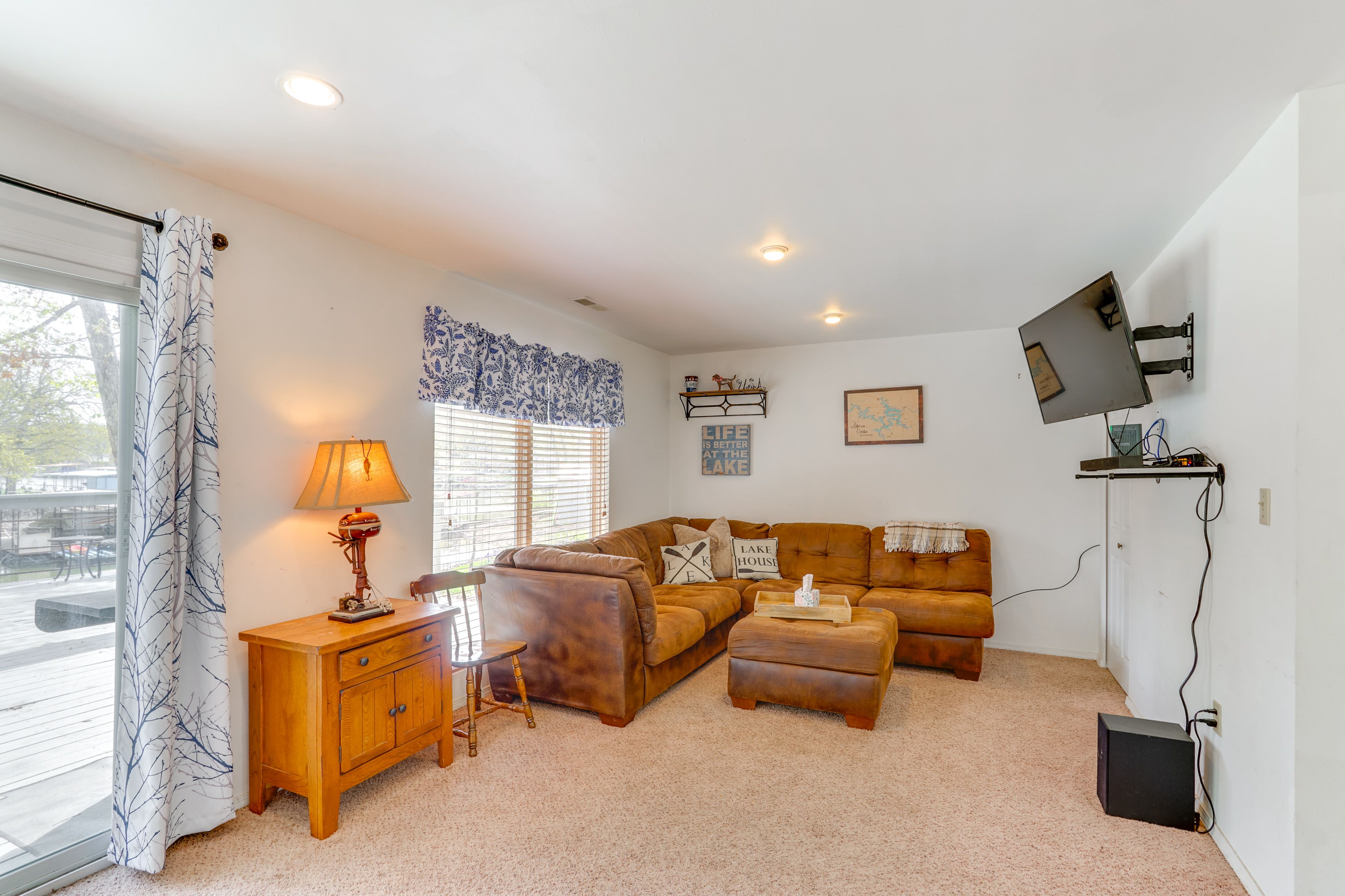 Living Room | 1st Floor | Central A/C & Heating