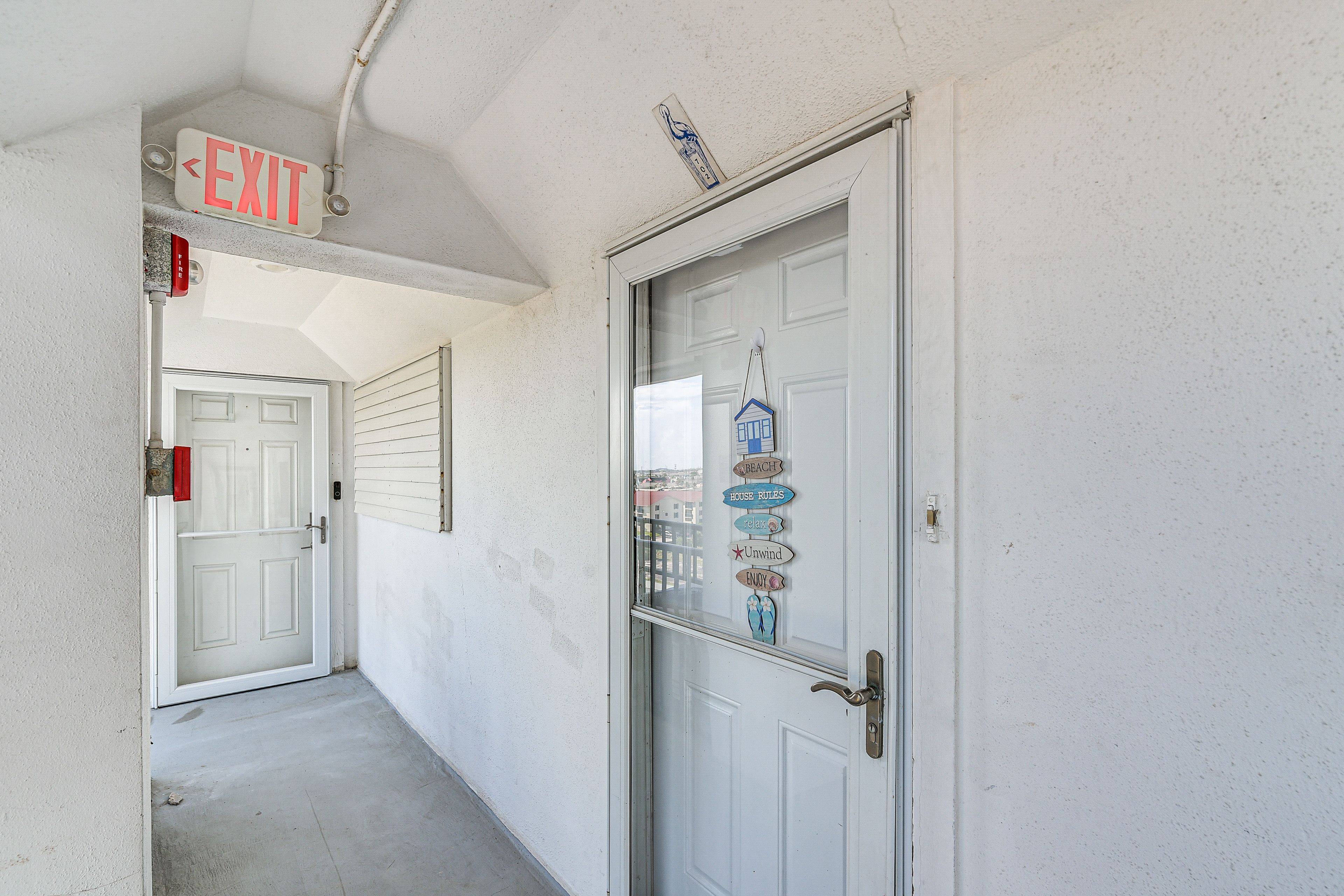 Private Entrance
