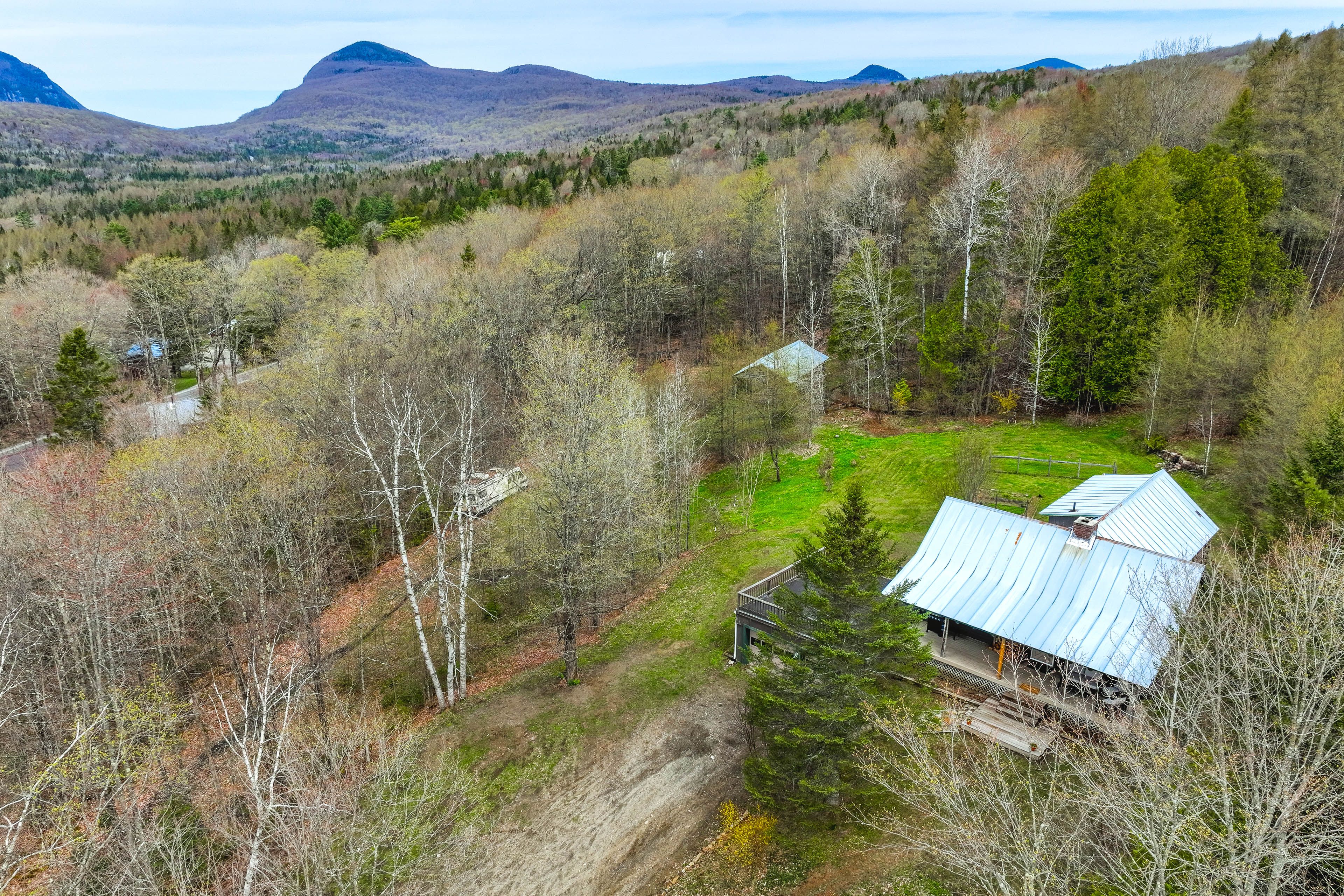 20-Acre Property | On-Site Hiking Trails