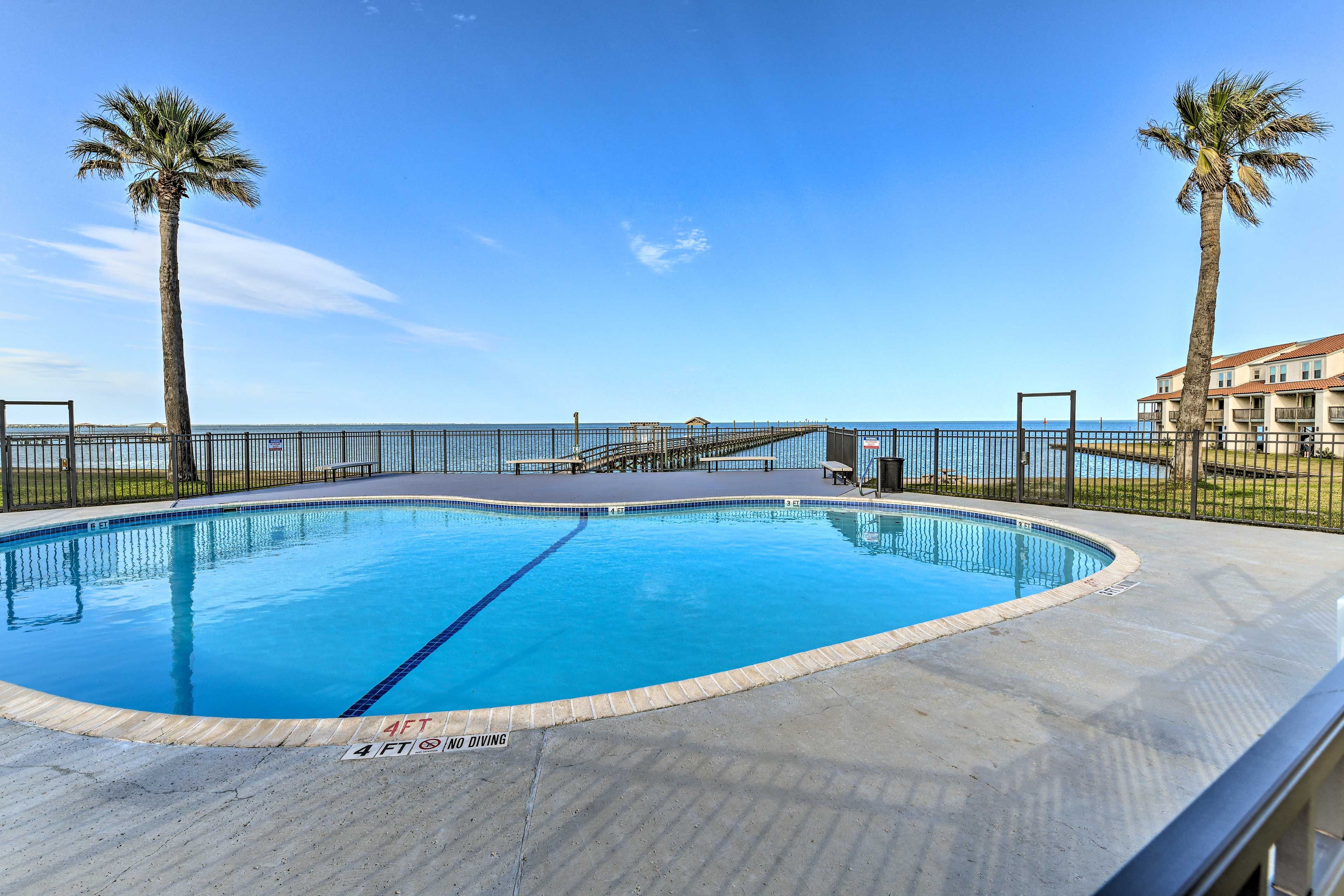 Rockport Vacation Rental | 2BR | 2BA | 1,560 Sq Ft | Stairs Required