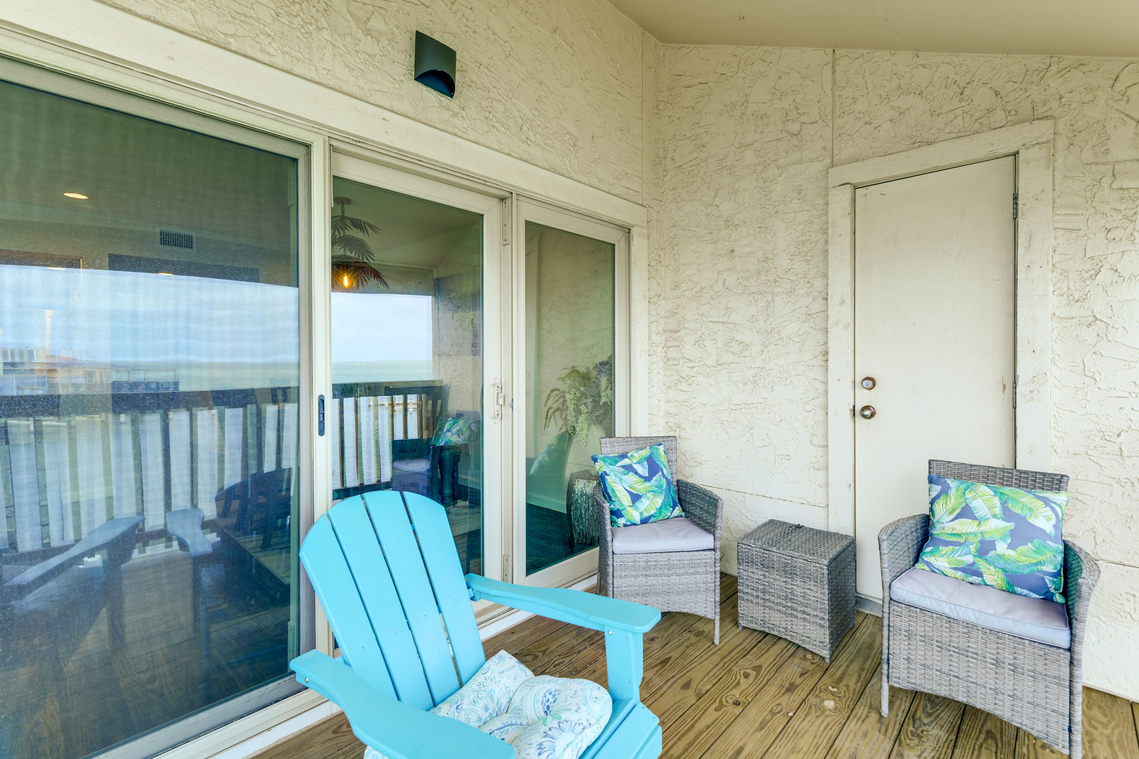 Covered Balcony | Bay Views