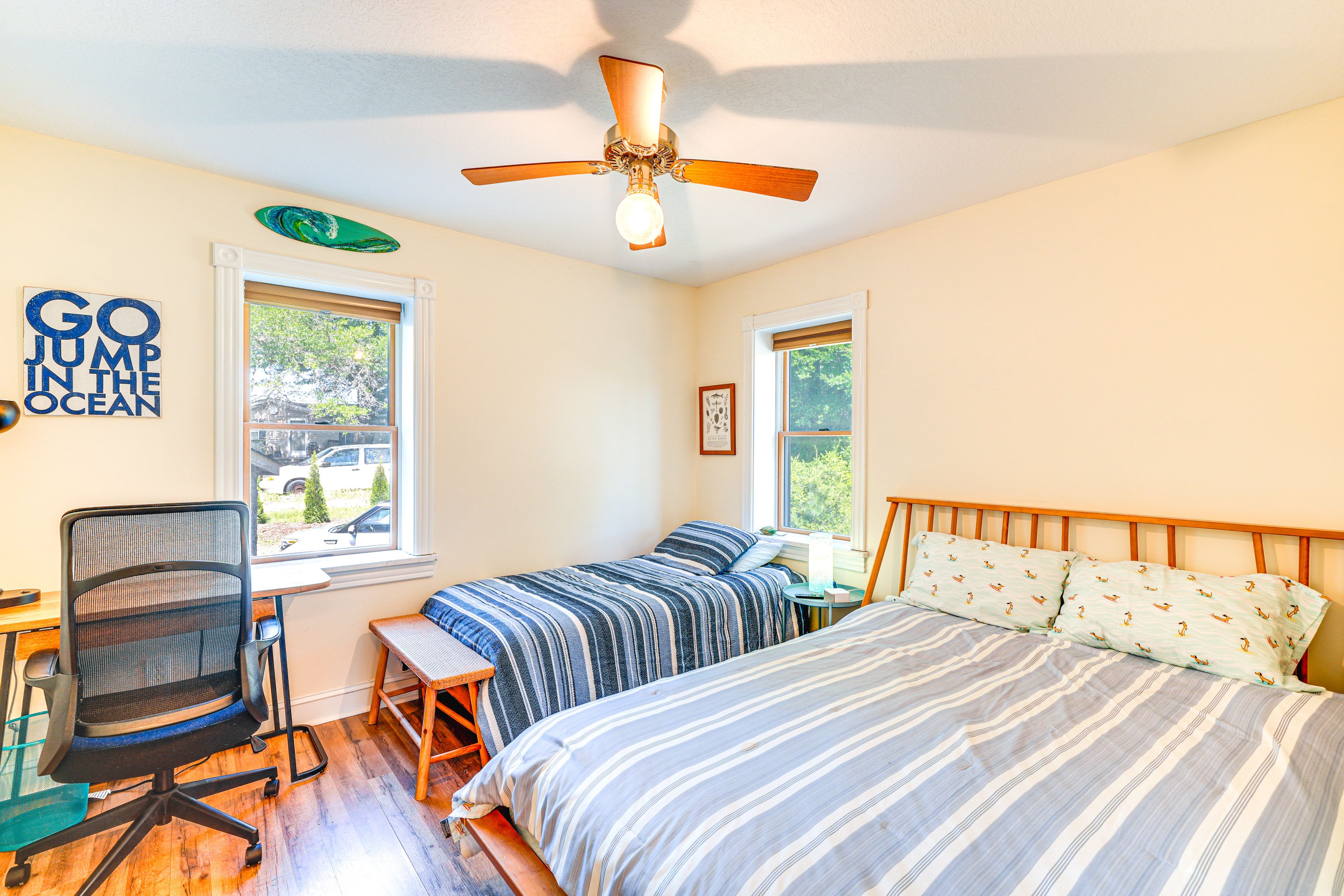 Bedroom 3 | Queen Bed | Twin Bed | 1st Floor