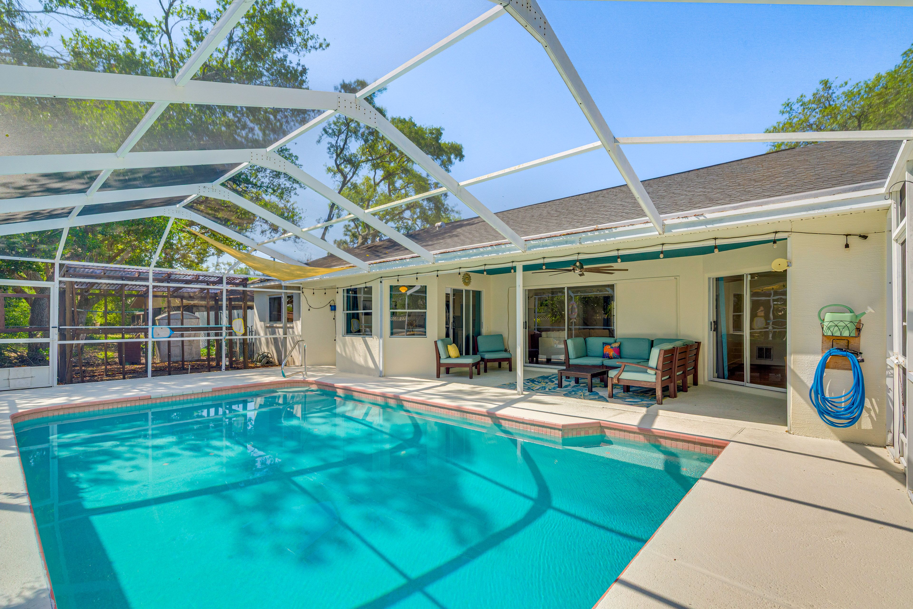 Private Saltwater Pool | Lanai