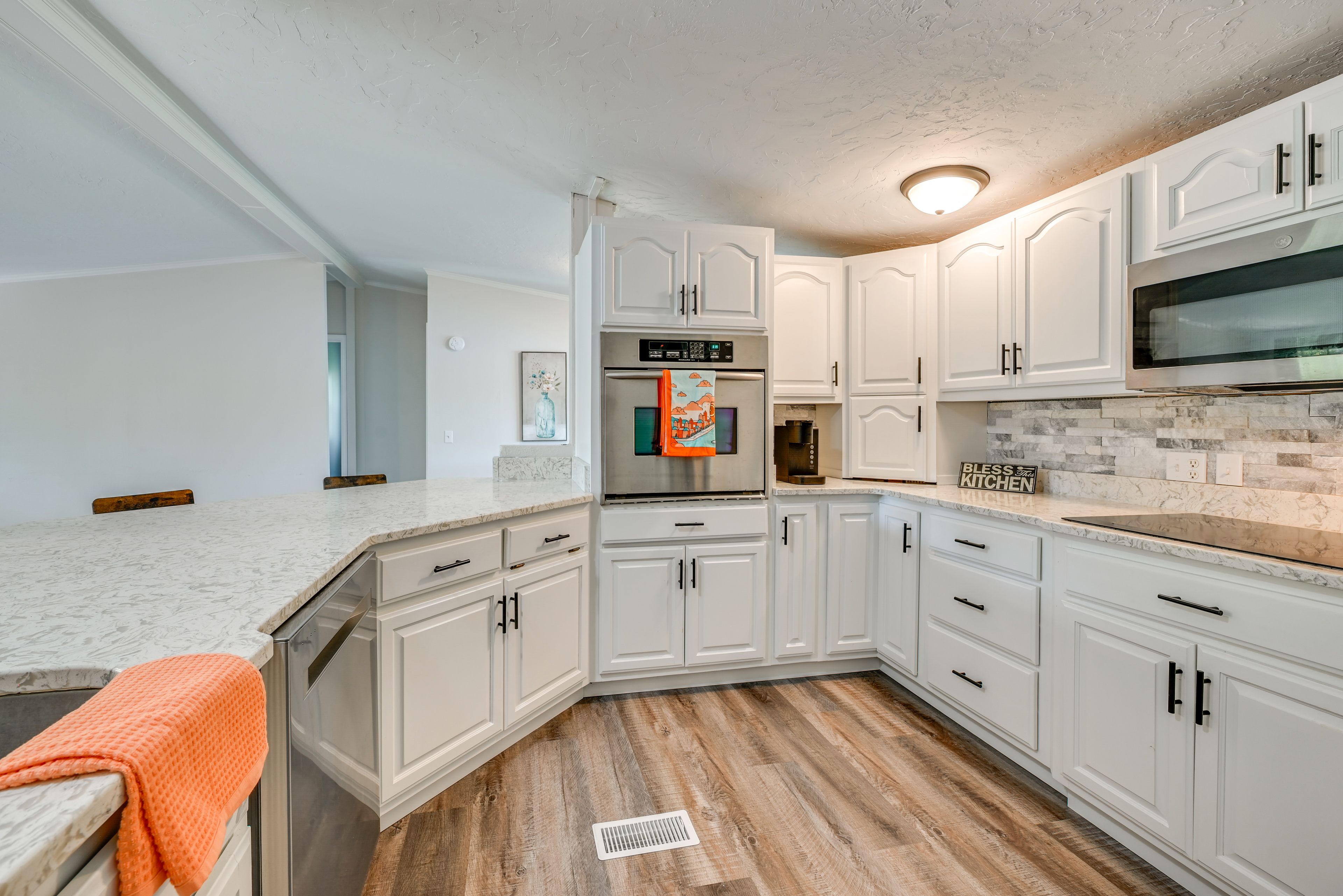 Kitchen | Keurig Coffee Maker | Dishwasher | Cooking Basics