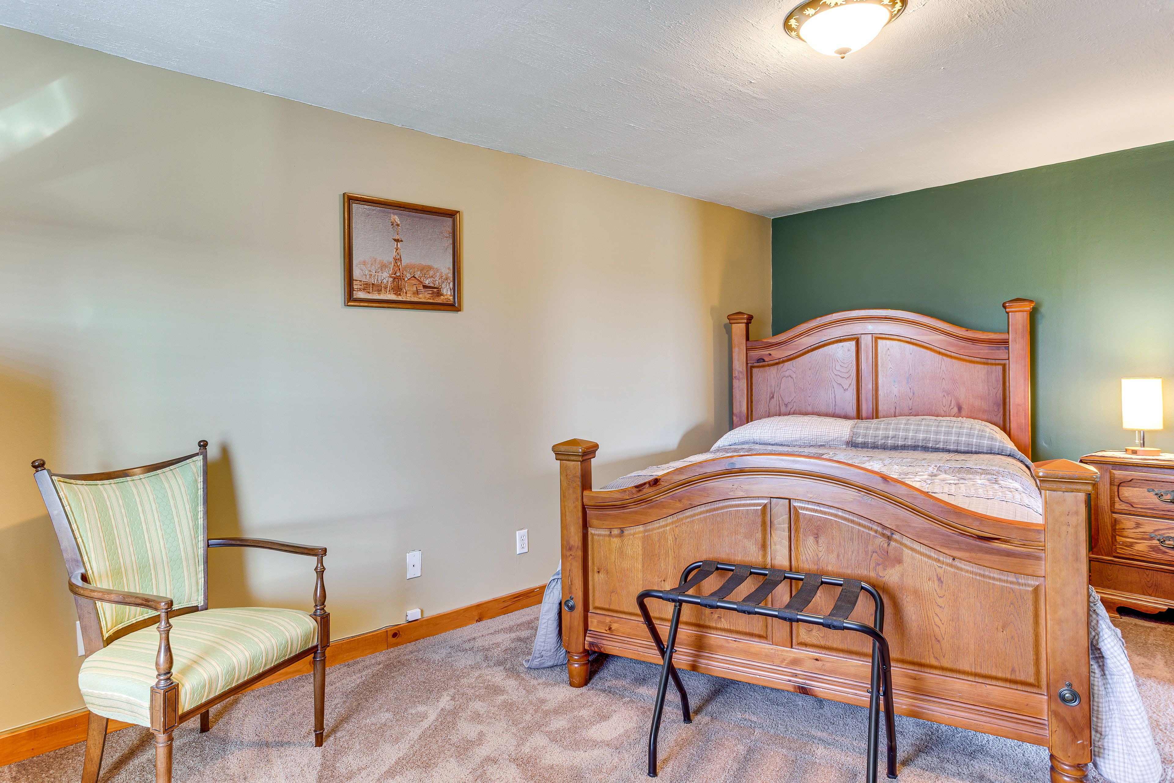 Bedroom 2 | Queen Bed | 2nd Floor