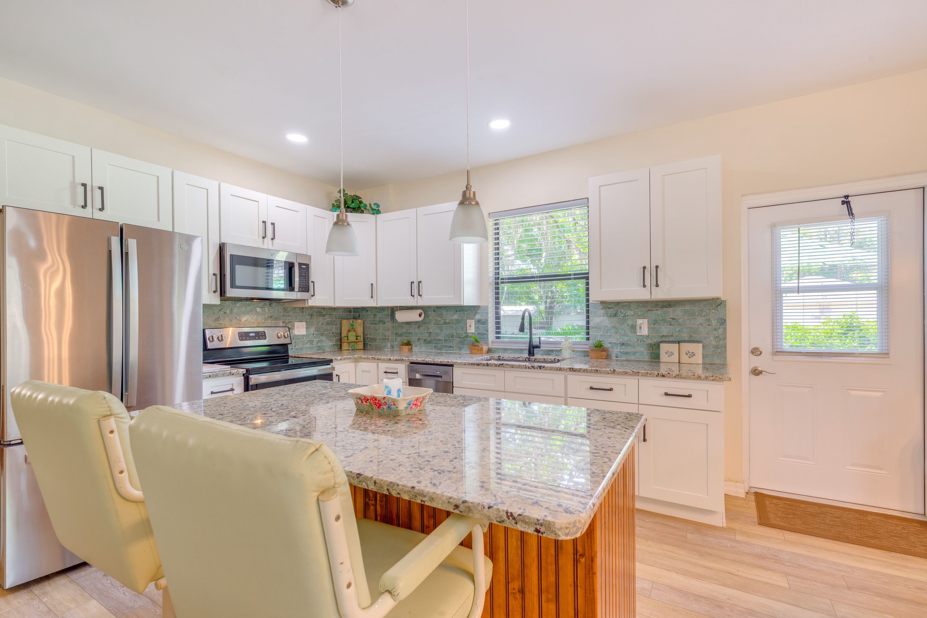 Kitchen | Dishwasher | Drip Coffee Maker | Dining Area