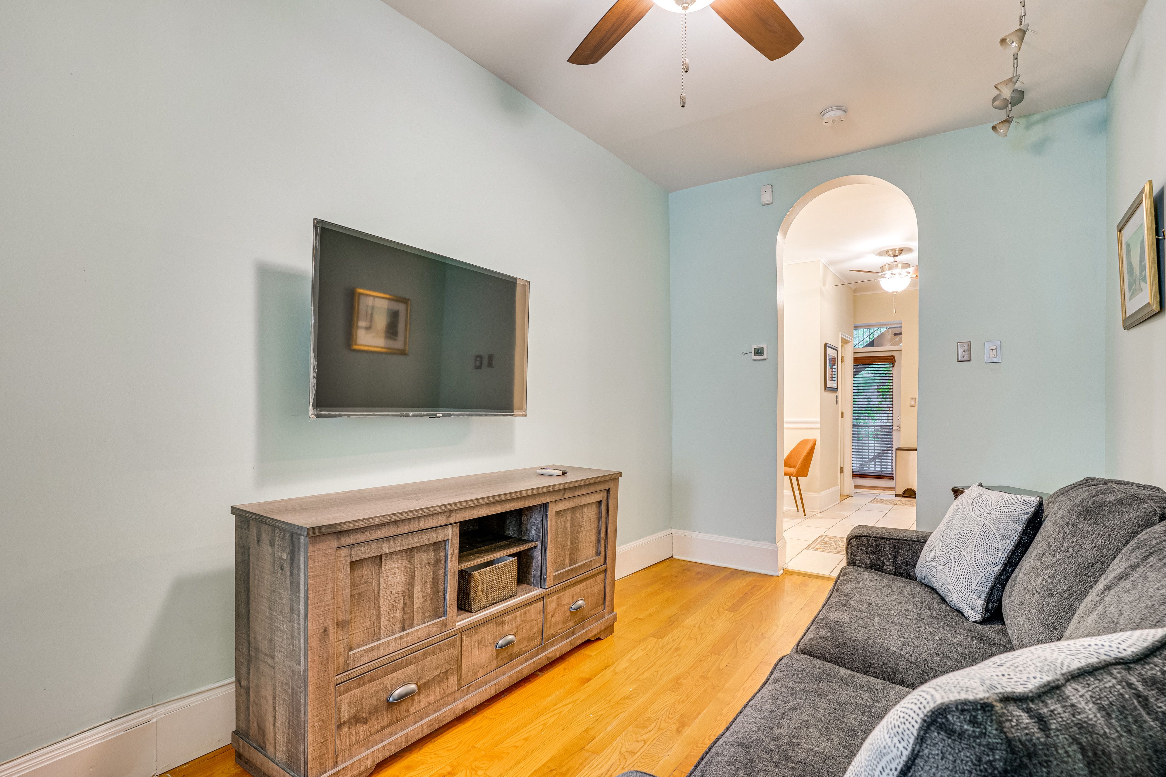 Living Room | Queen Sleeper Sofa | Free WiFi | Central Heat | Window A/C Units
