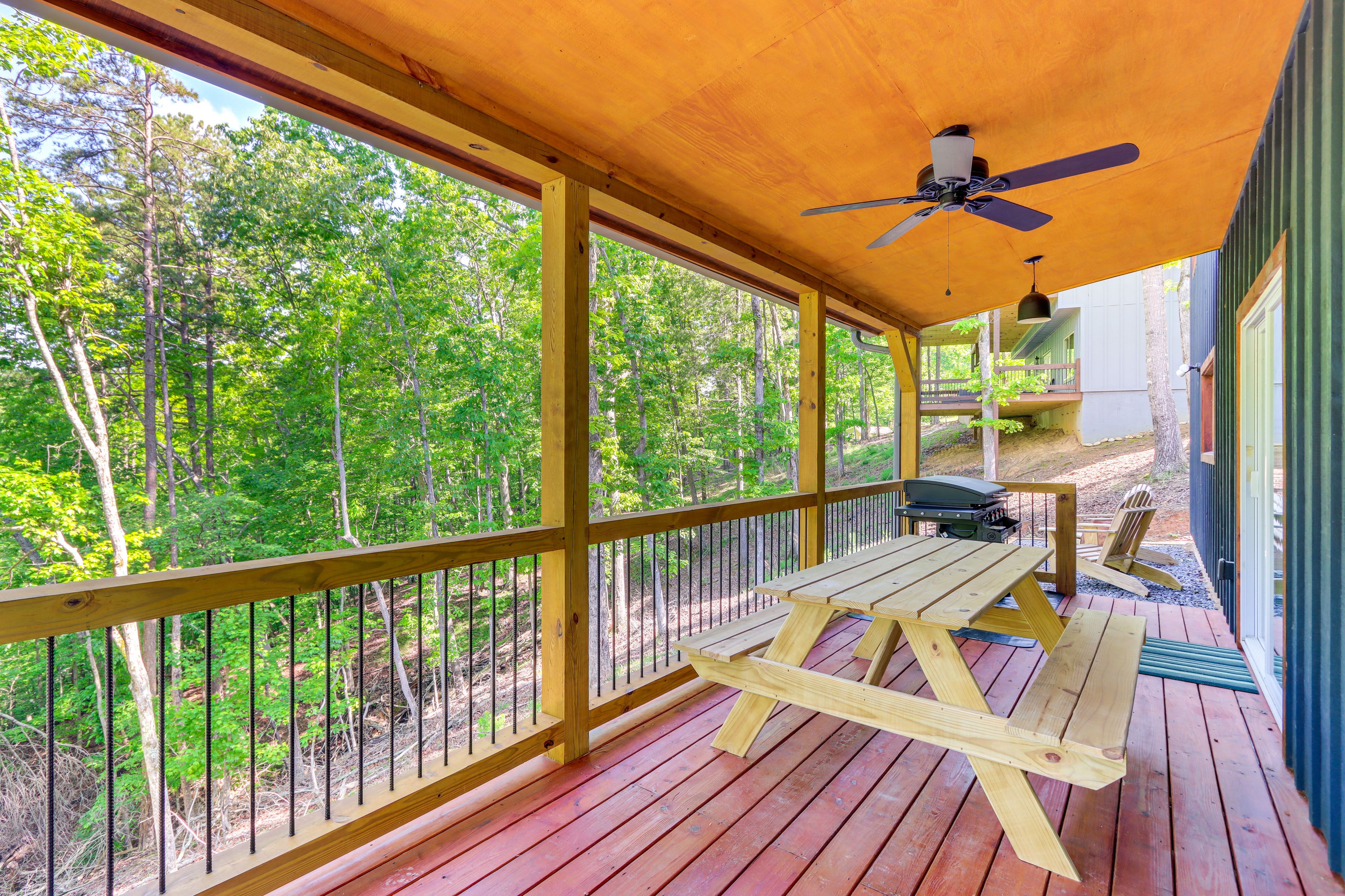 Covered Deck | Blackstone Grill