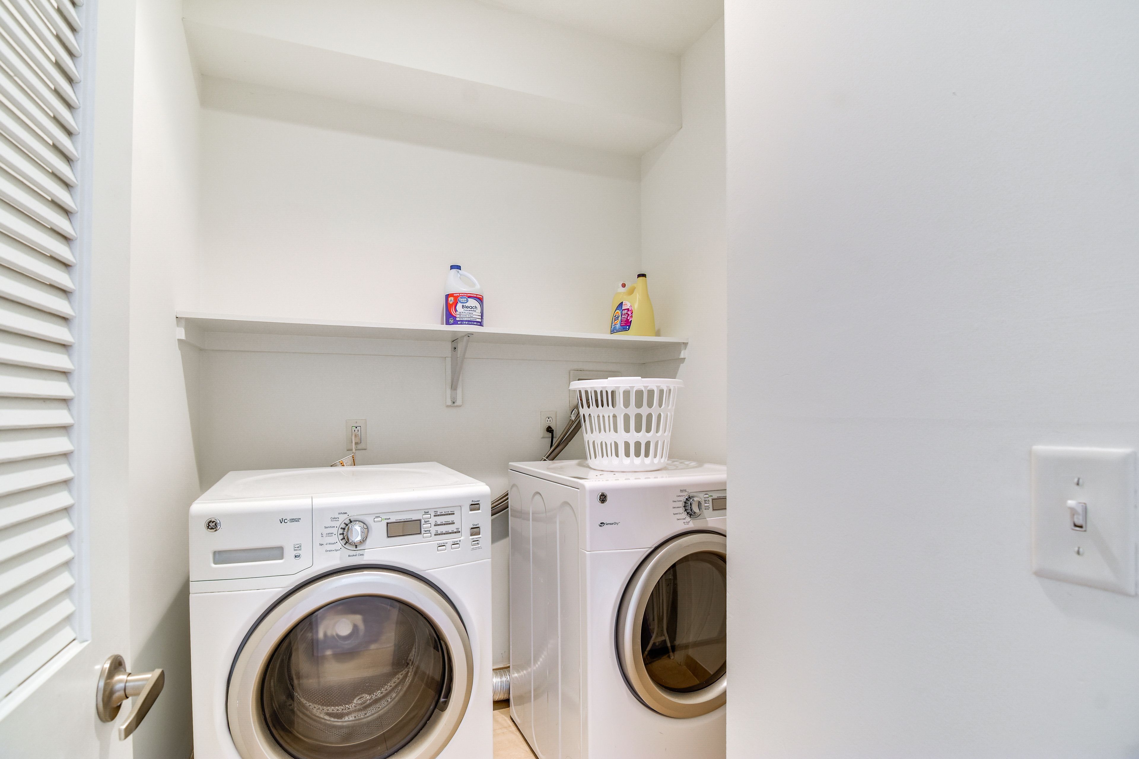 Laundry Room | 1st Floor | Washer & Dryer
