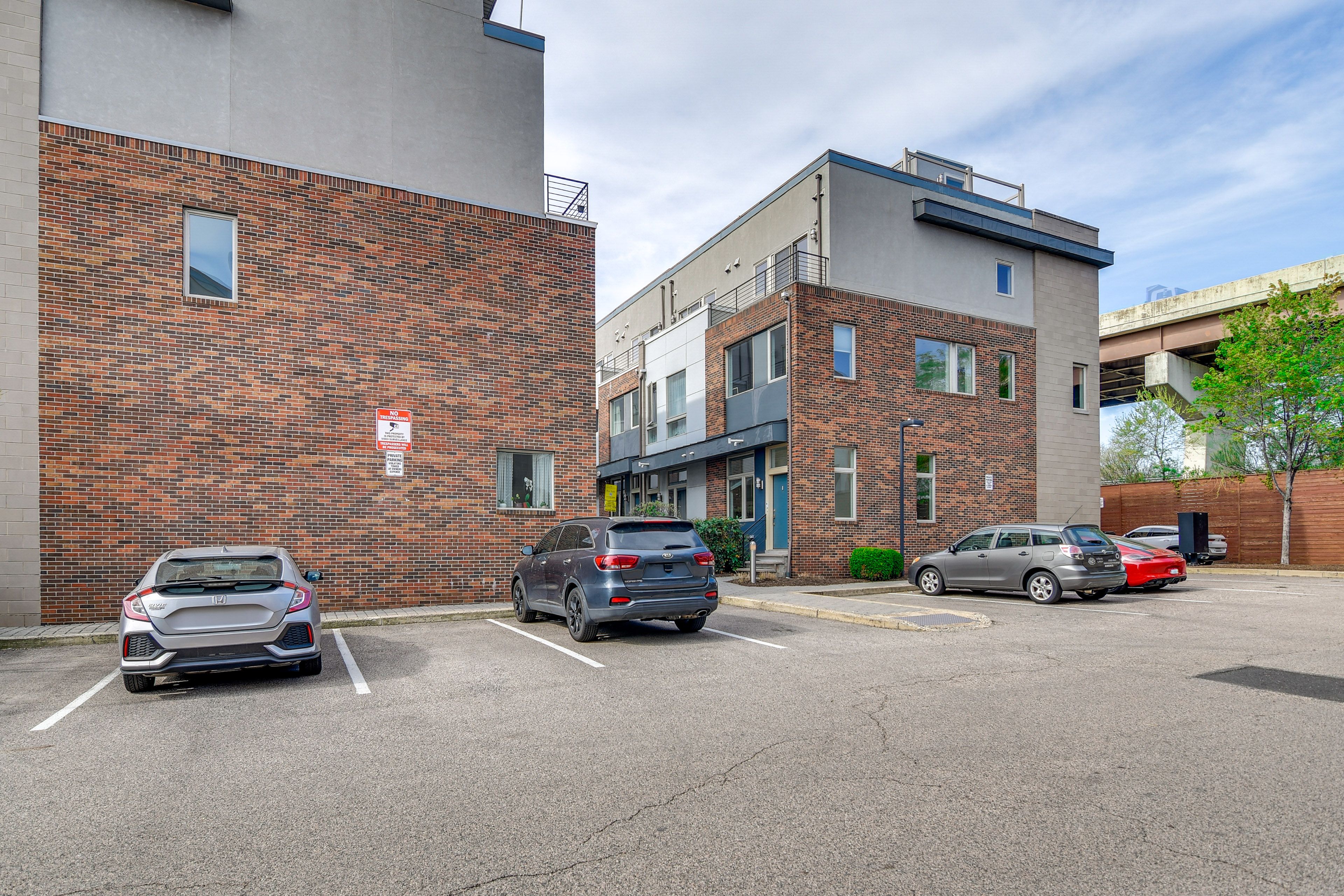 Parking | Gated Community Lot (1 Vehicle, Reserved Space) | Street