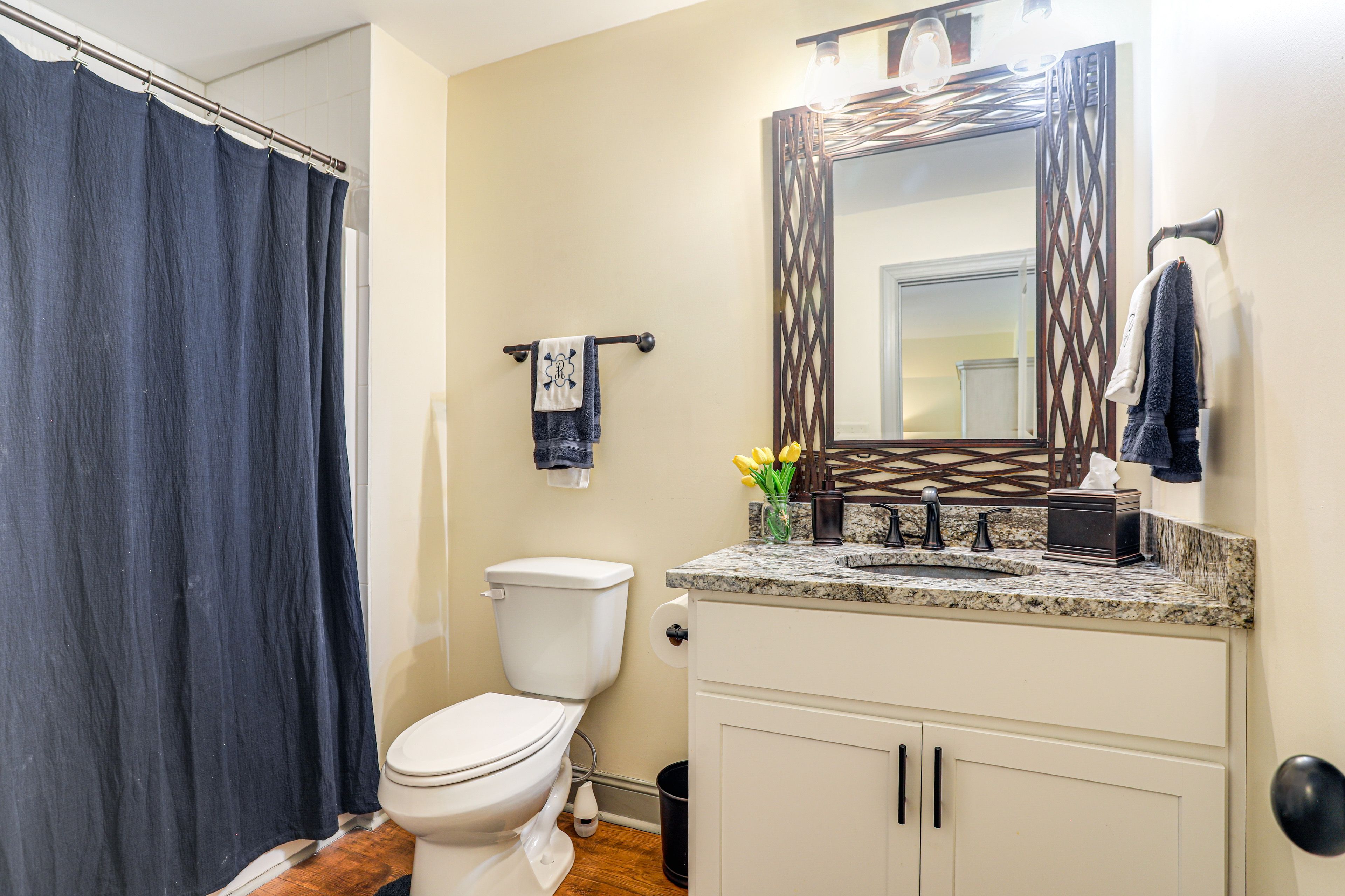 Bathroom | Towels Provided