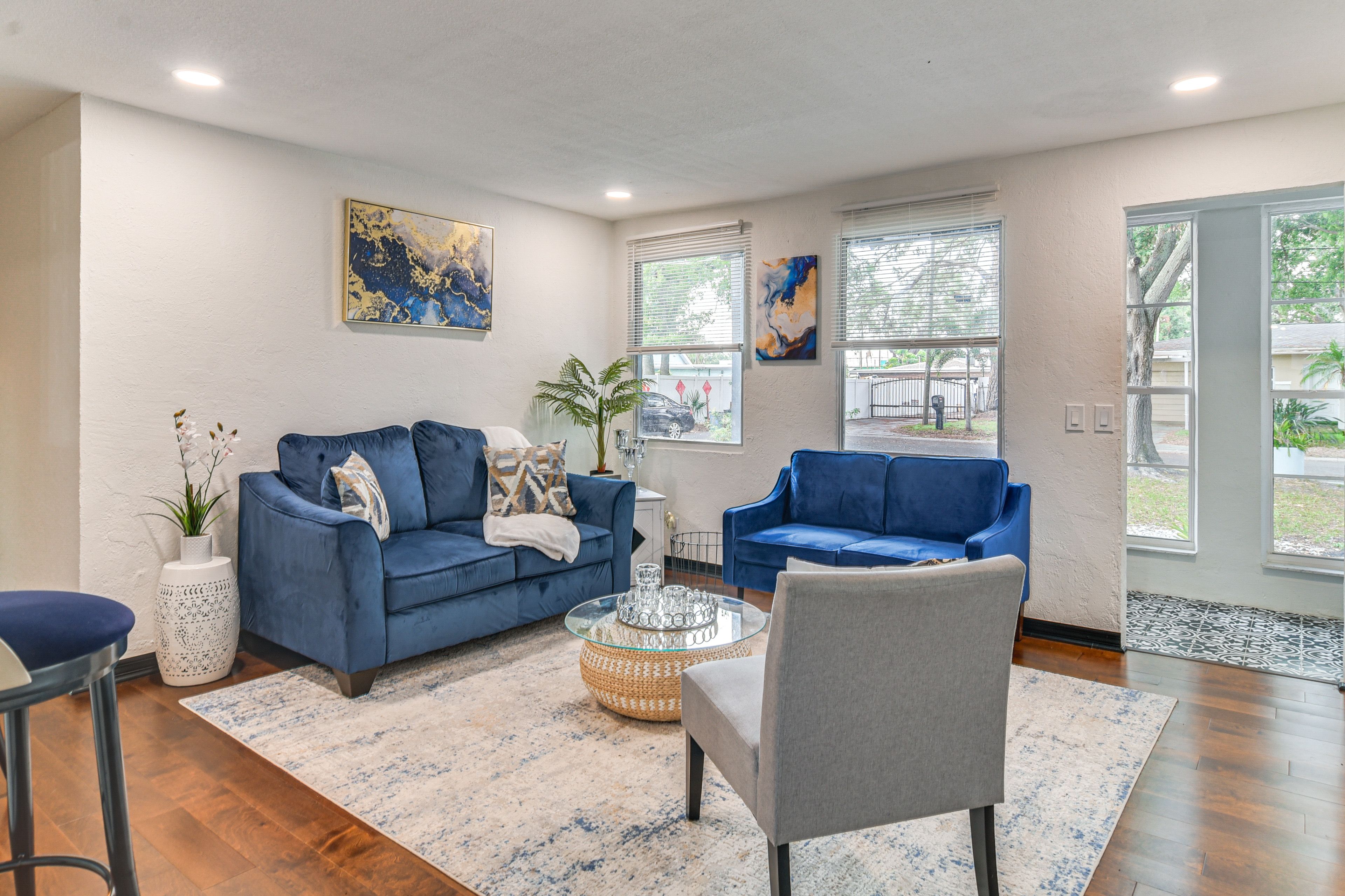 Family Room | Queen Sleeper Sofa