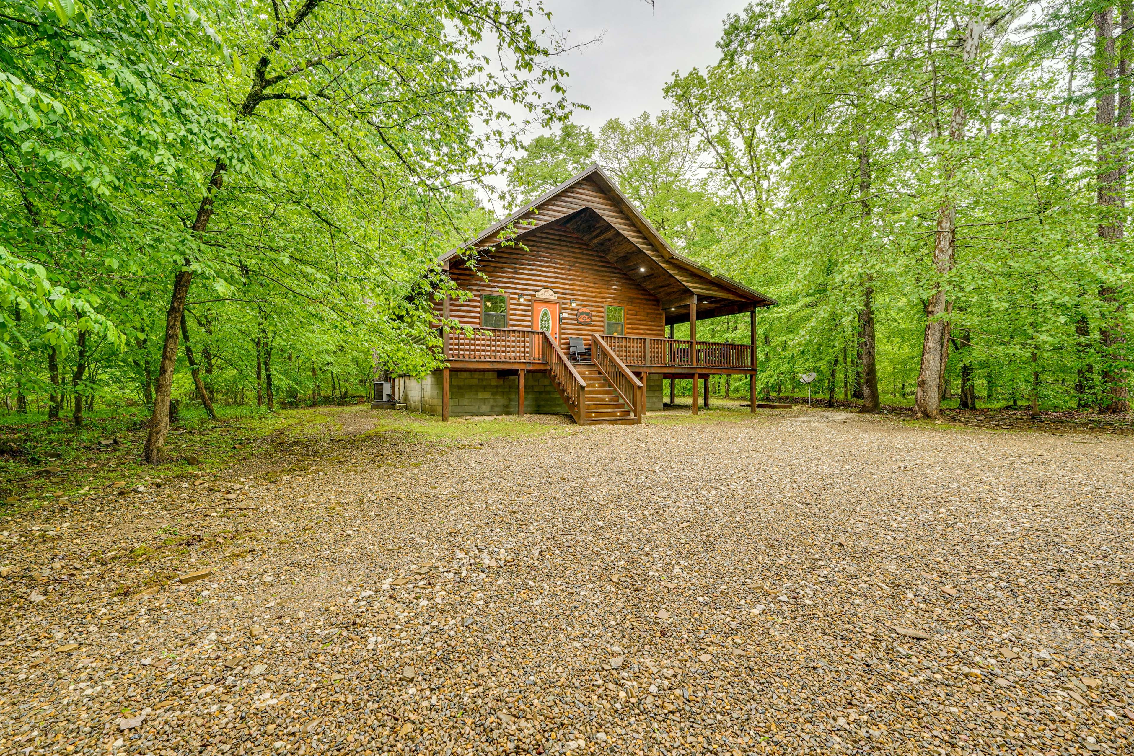 Property Exterior | Single-Story Cabin