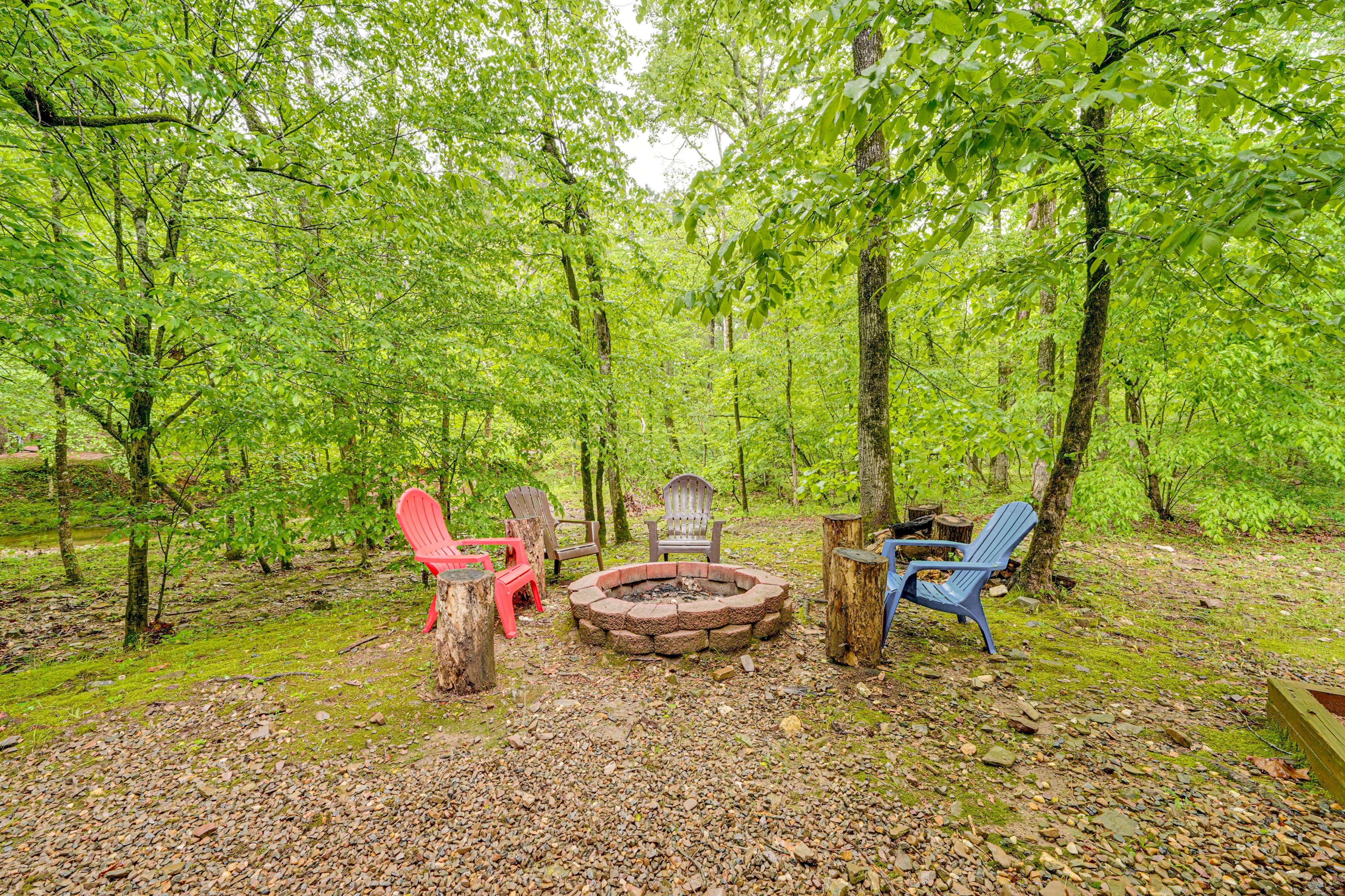 Private Yard | Wood-Burning Fire Pit