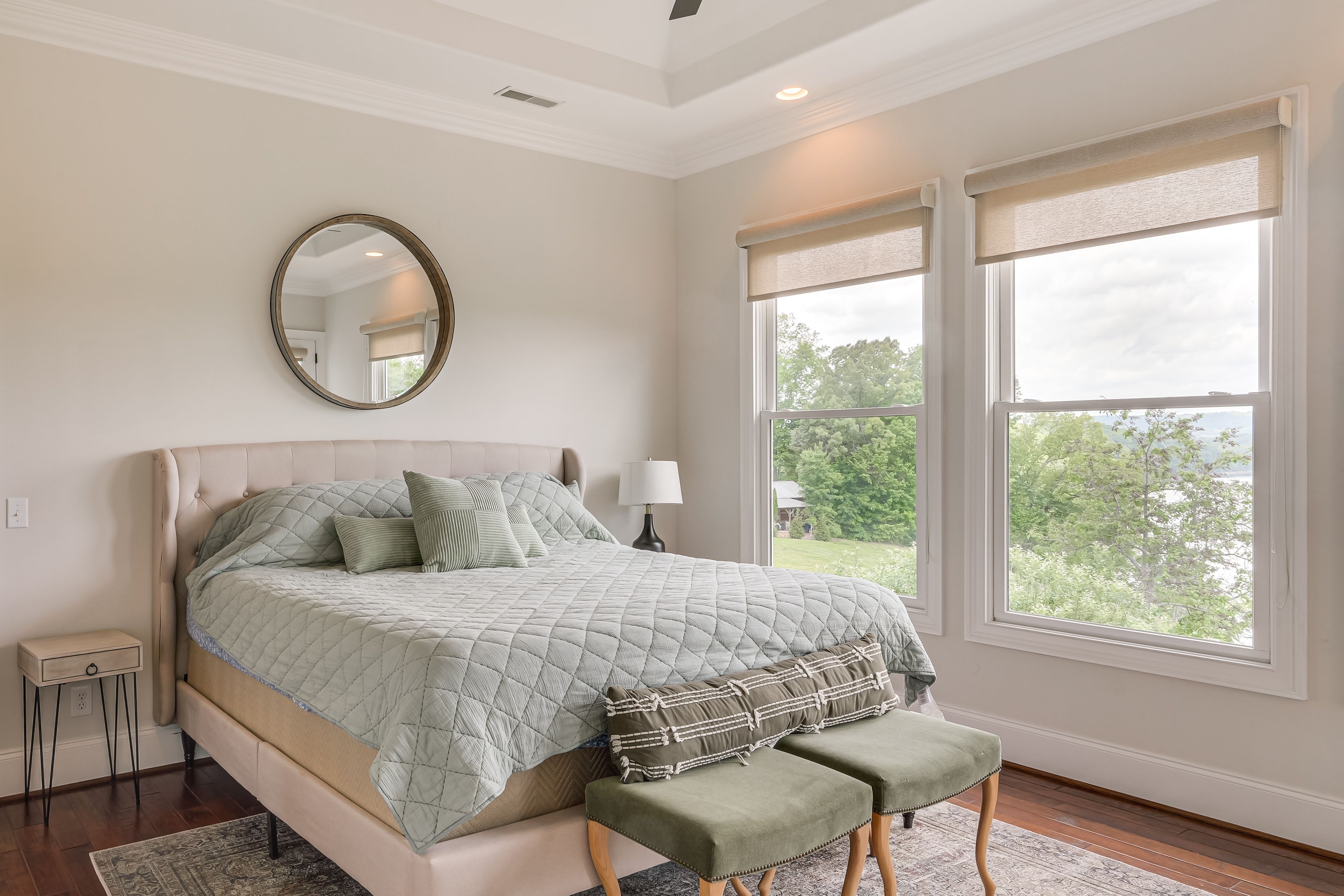 Bedroom 1 | King Bed | Main Level | En-Suite Bathroom | Walk-In Closet