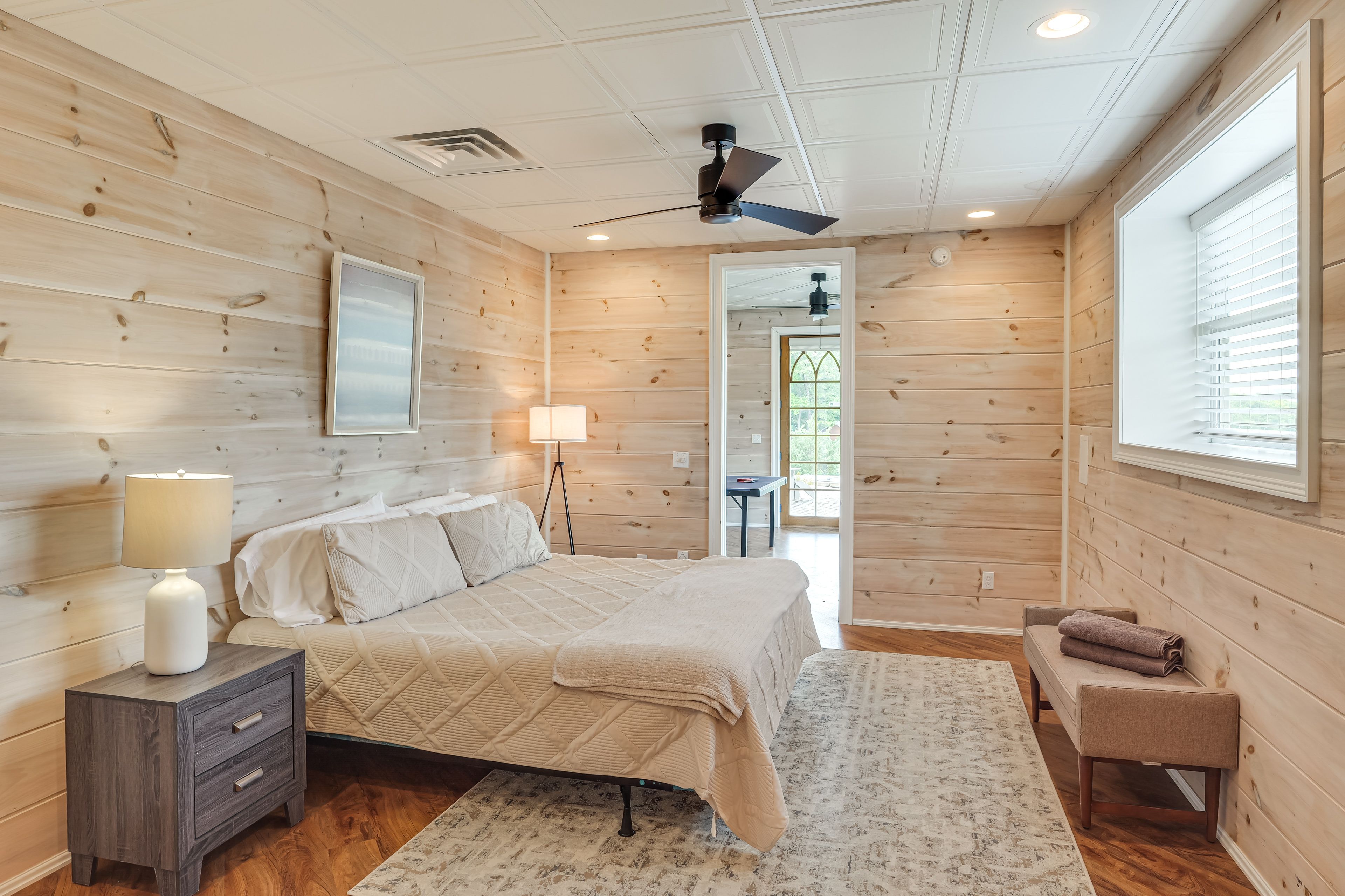 Bedroom 6 | King Bed | Lower Level | En-Suite Bathroom