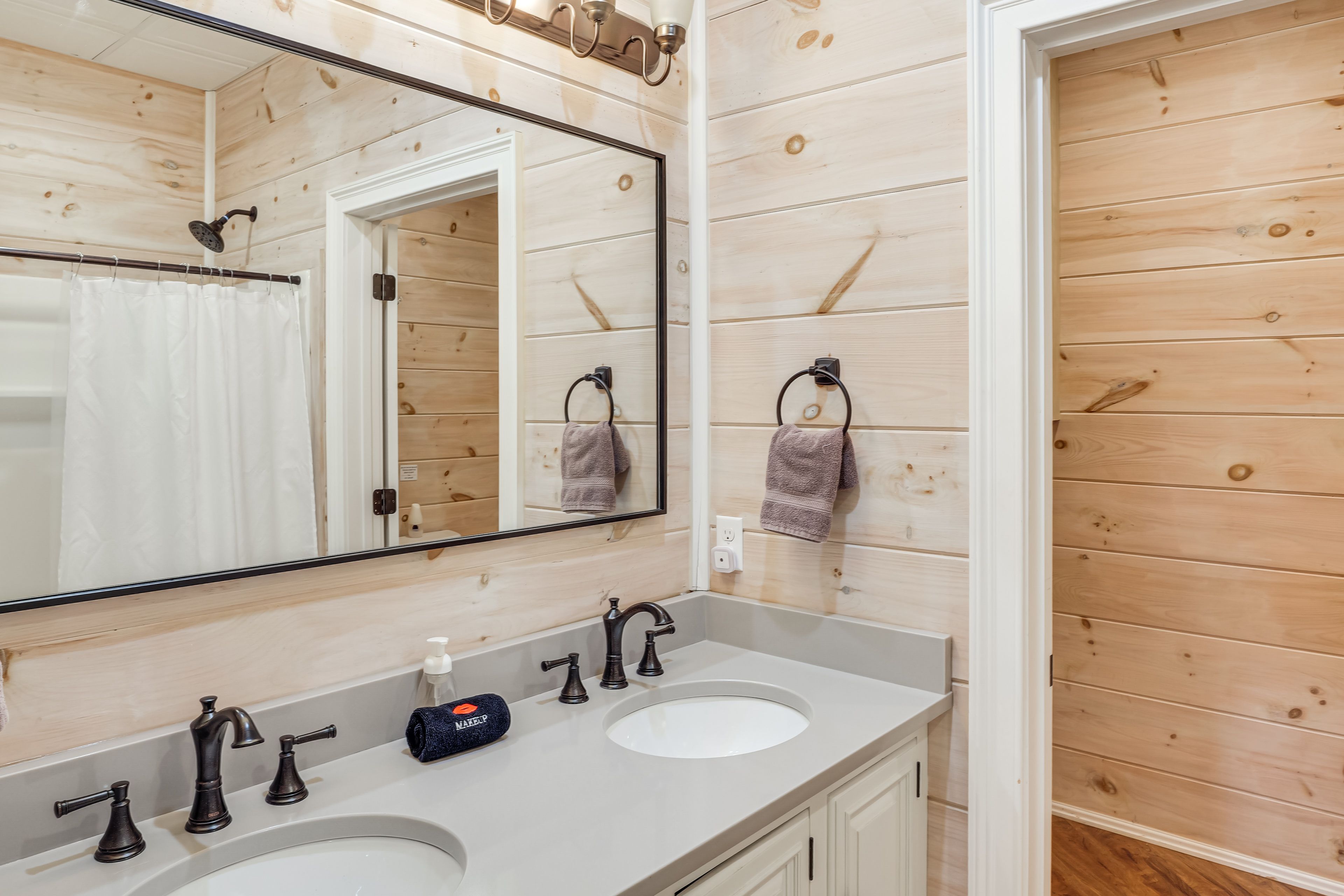 En-Suite Bathroom | Lower Level