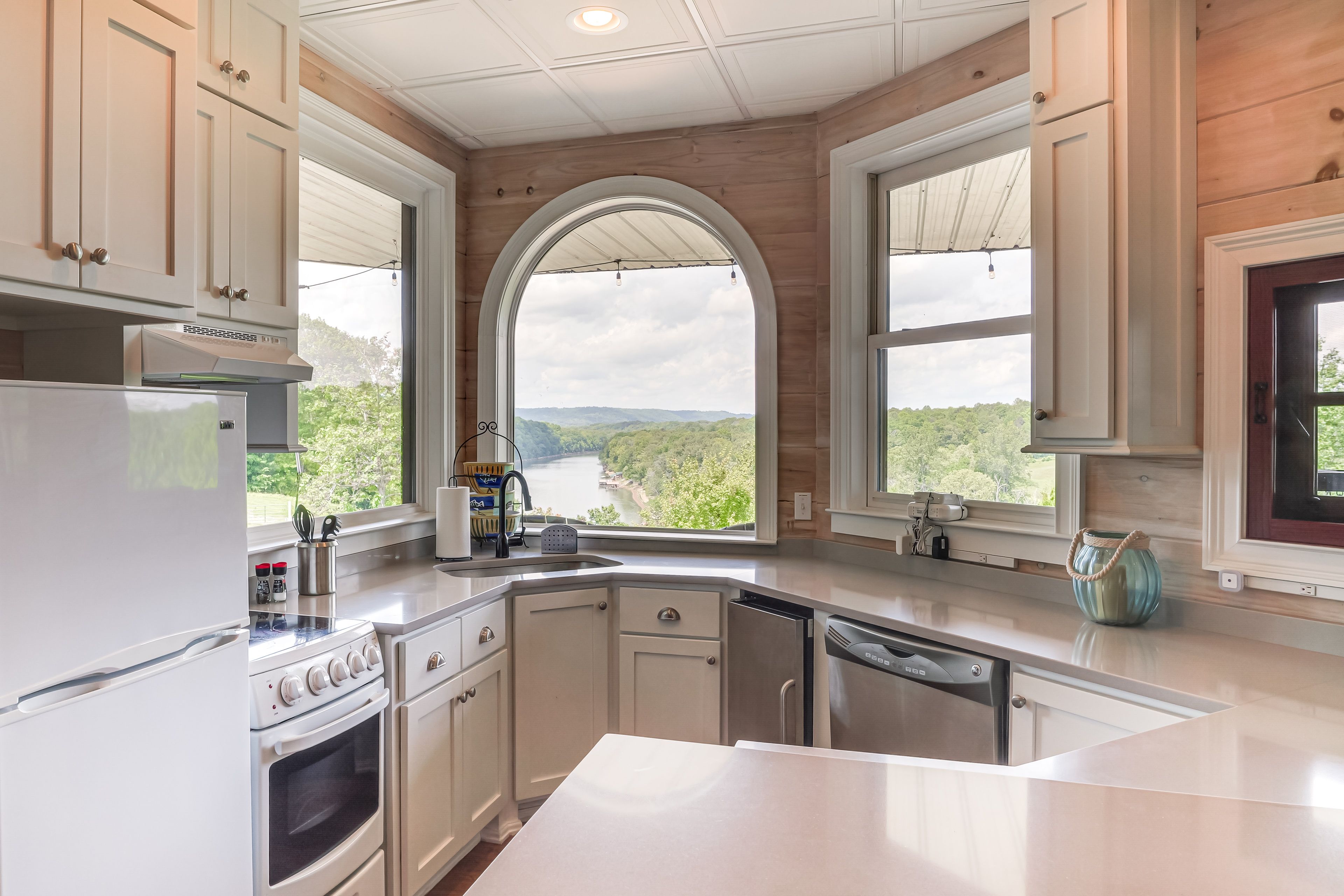 Rec Room | Full Kitchen | Lower Level