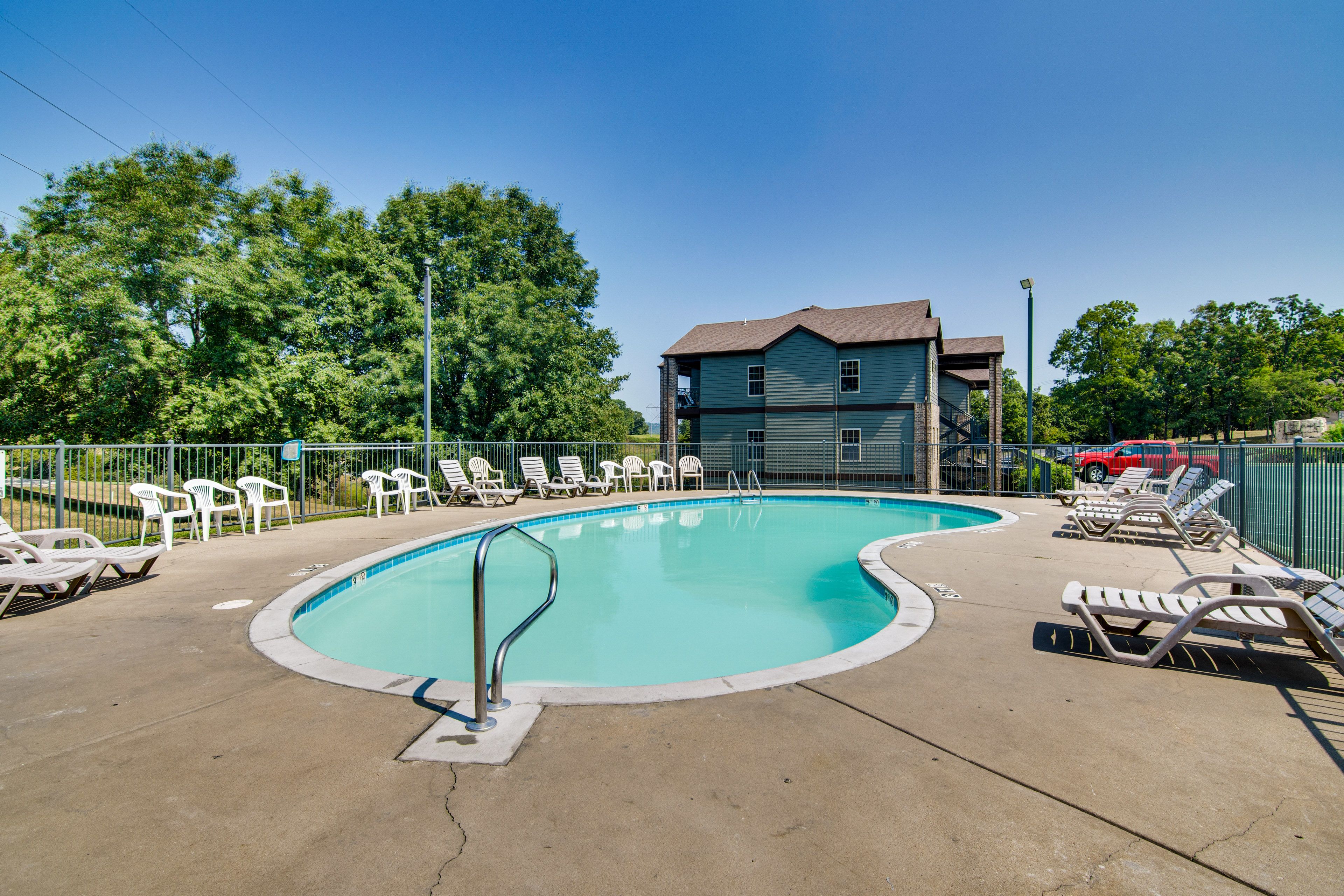 StoneBridge Resort | Community Amenities | Outdoor Pool