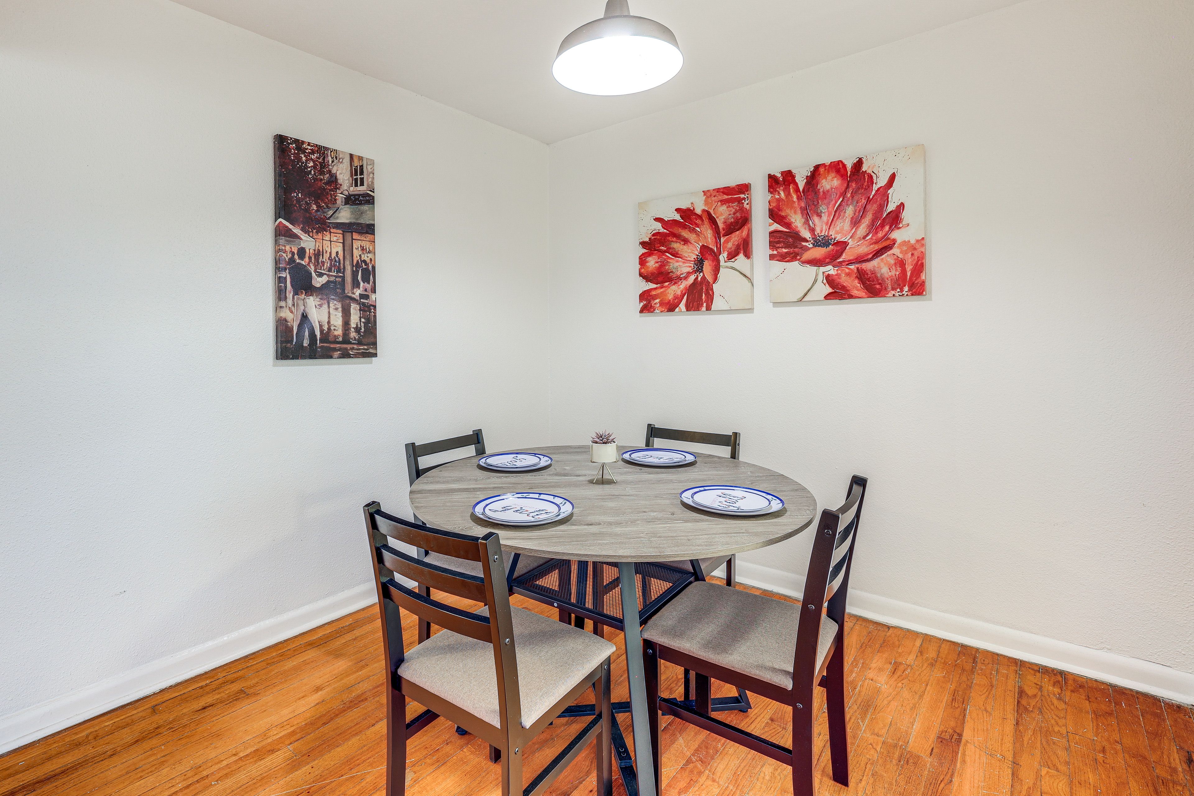 Dining Area | Dishware & Flatware