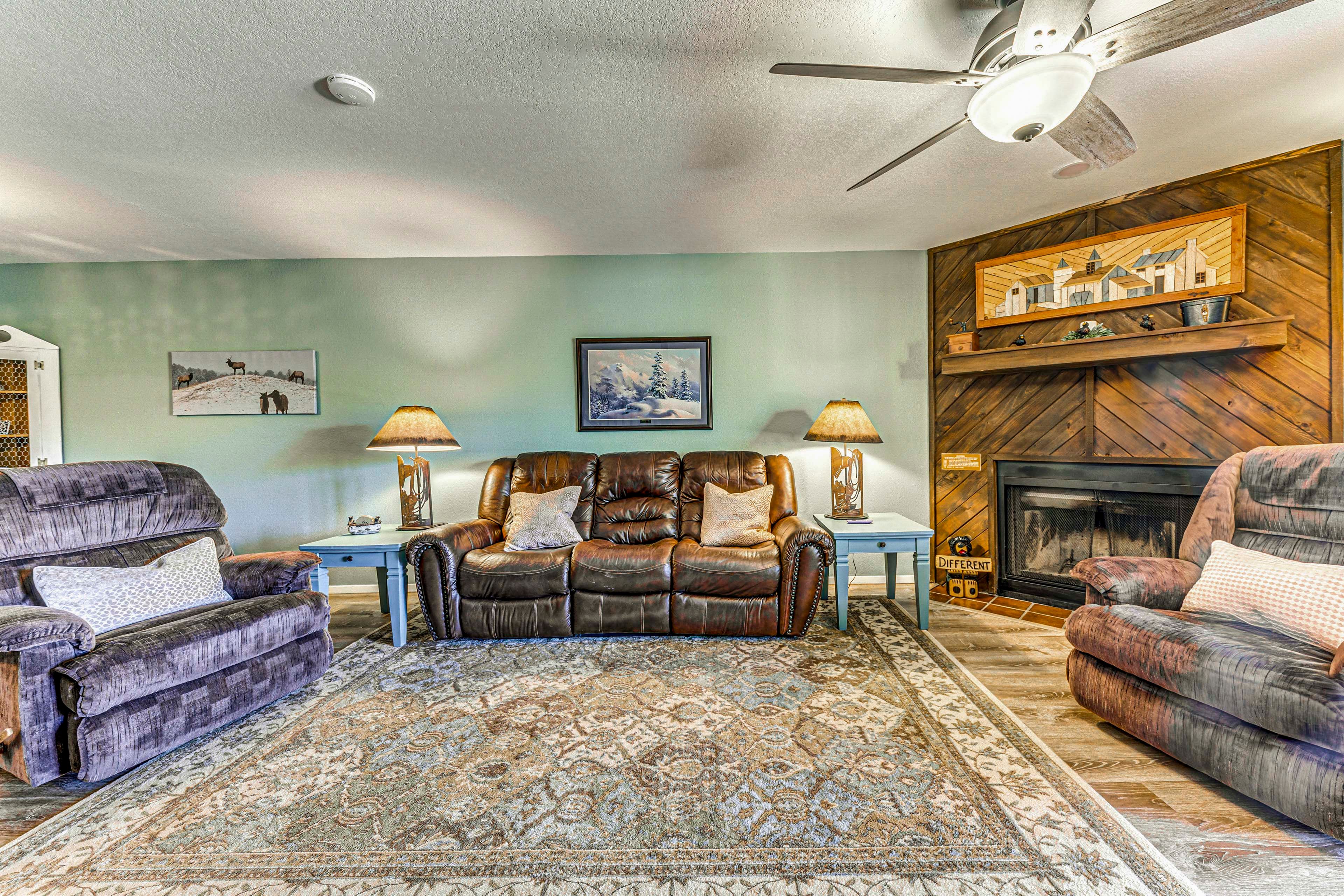 Living Room | 1st Floor | 2-Story Condo | Central A/C & Heating