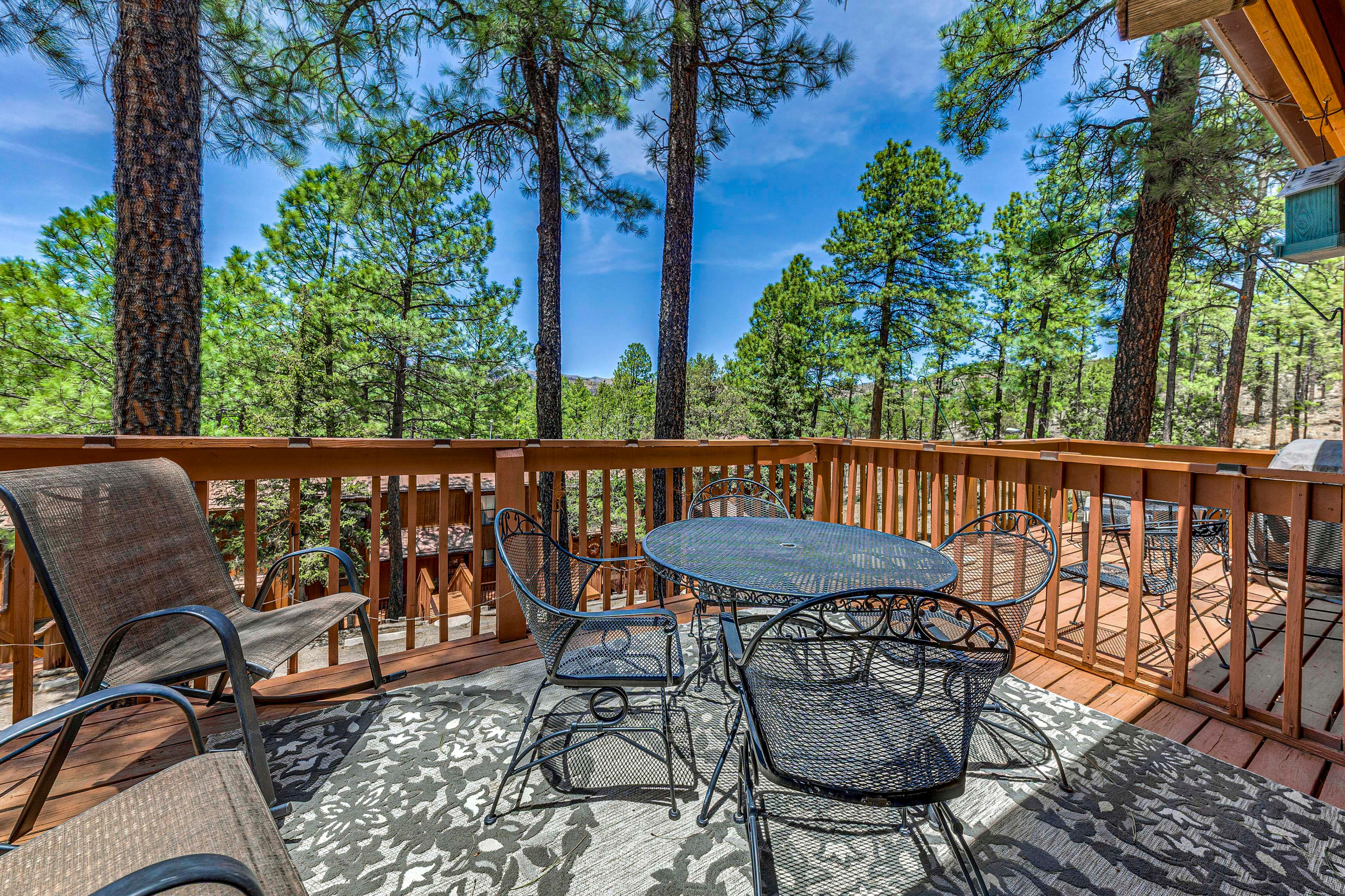Ruidoso Vacation Rental | 2BR | 2.5BA | Steps to Enter | 1,158 Sq Ft