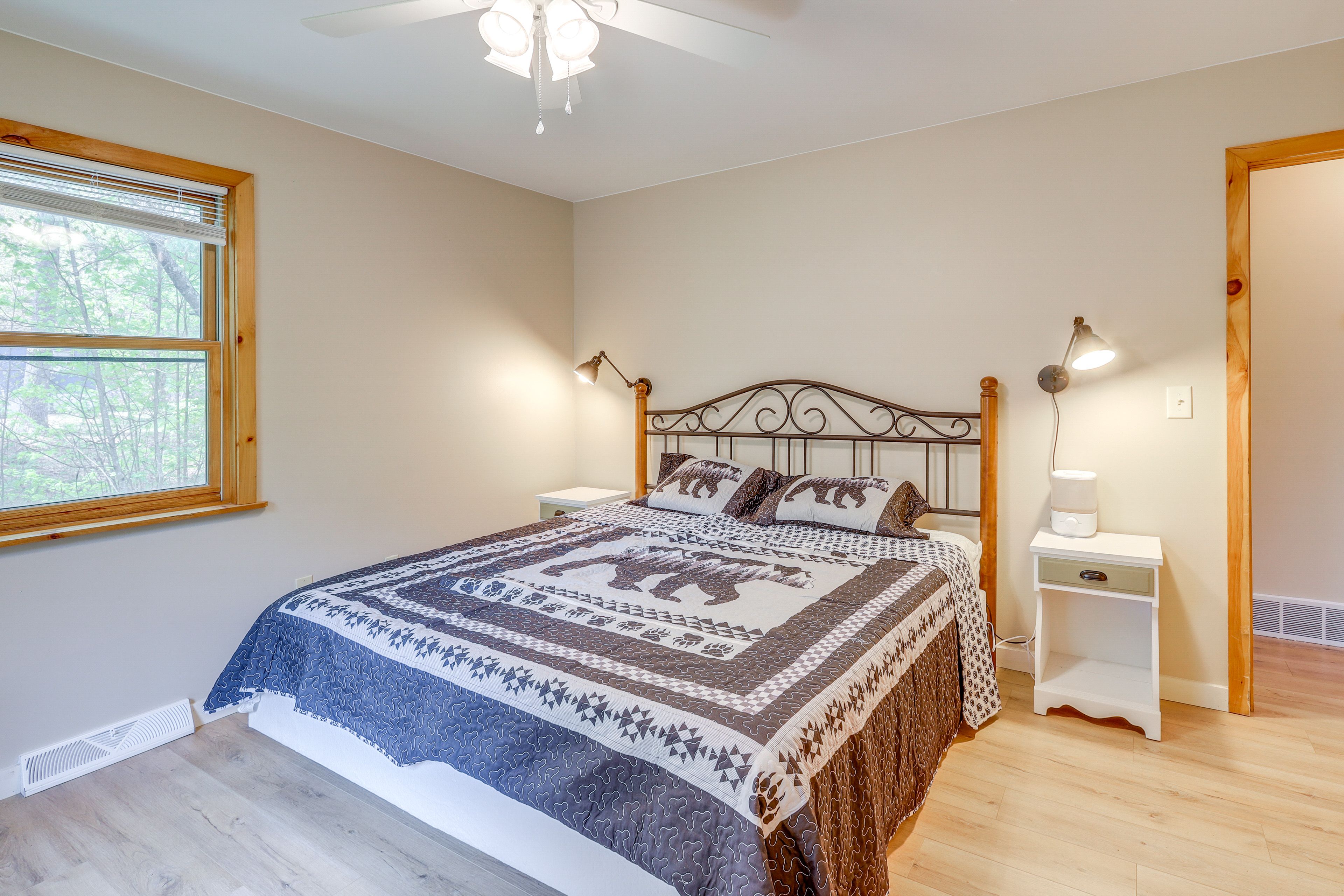 Bedroom 1 | King Bed | Linens Provided | Main Floor