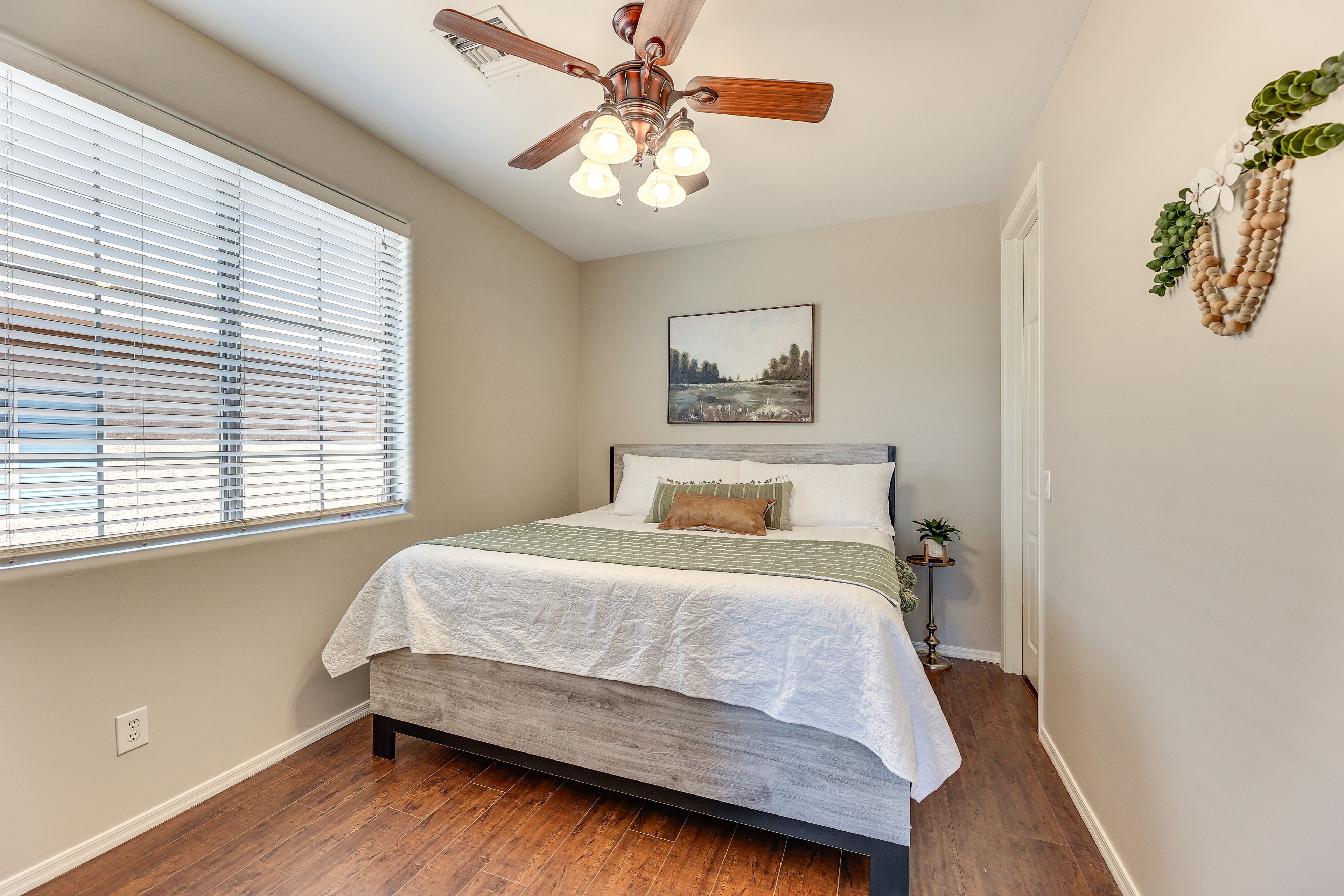 Bedroom 2 | King Bed | 2nd Floor